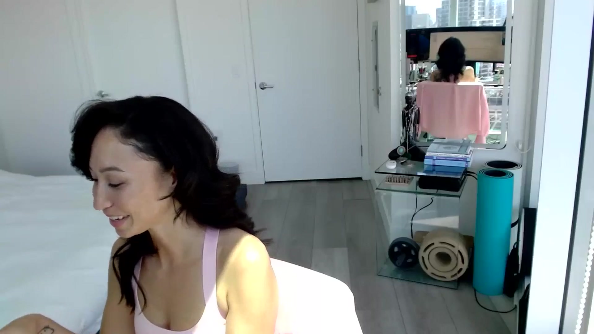 Gallery image thumbnail from Minnie_B00's myfreecams stream on, 06/25/2024, 21:50 image 19 of 20