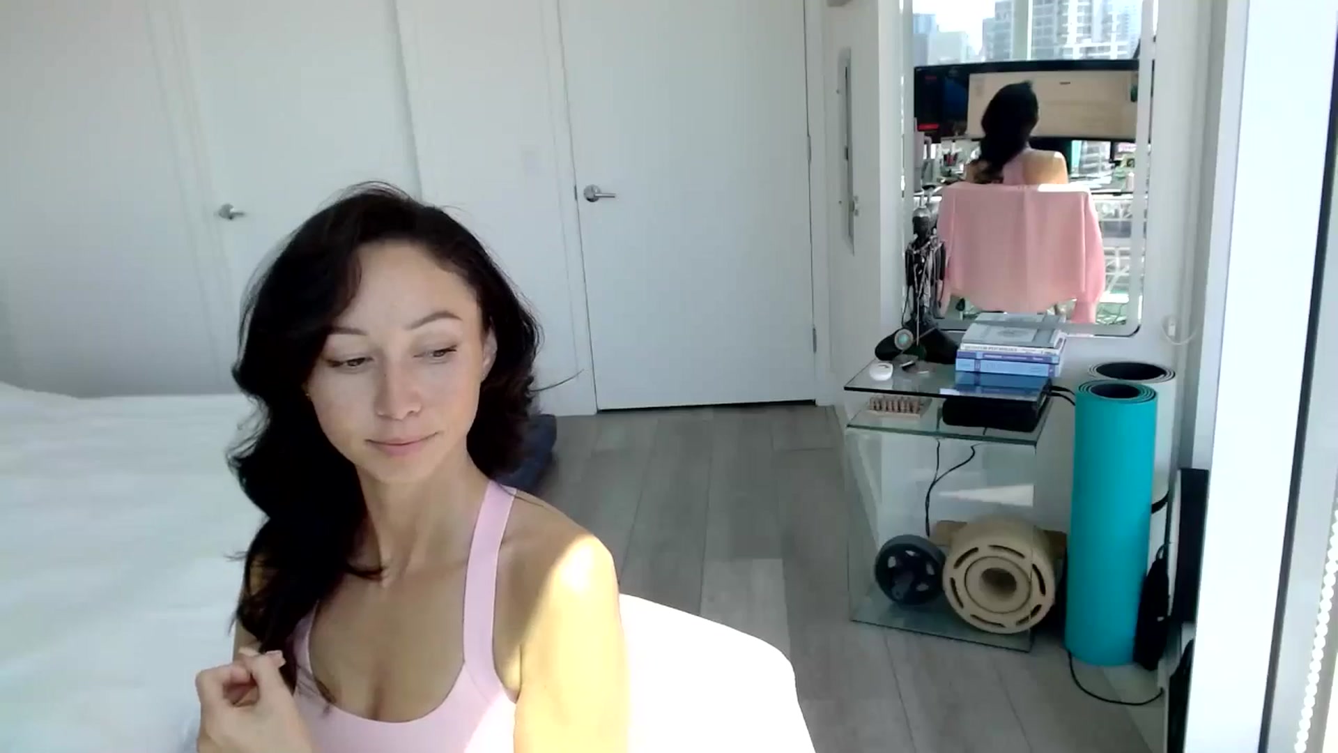 Gallery image thumbnail from Minnie_B00's myfreecams stream on, 06/25/2024, 21:50 image 9 of 20