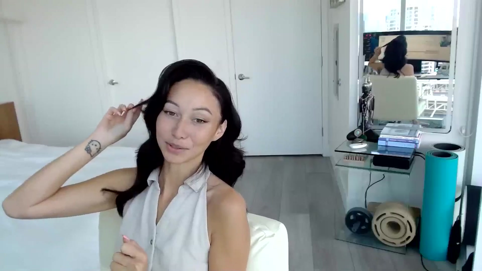 Gallery image thumbnail from Minnie_B00's myfreecams stream on, 06/26/2024, 20:13 image 8 of 20
