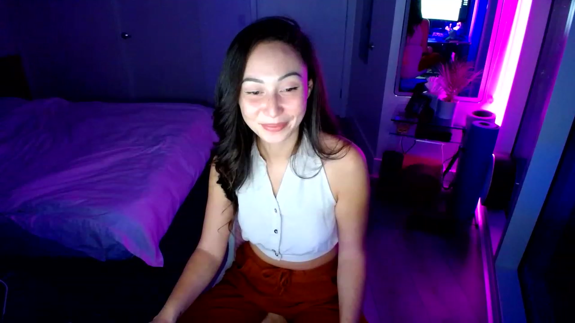 Gallery image thumbnail from Minnie_BOOM's myfreecams stream on, 01/05/2023, 01:49 image 10 of 20