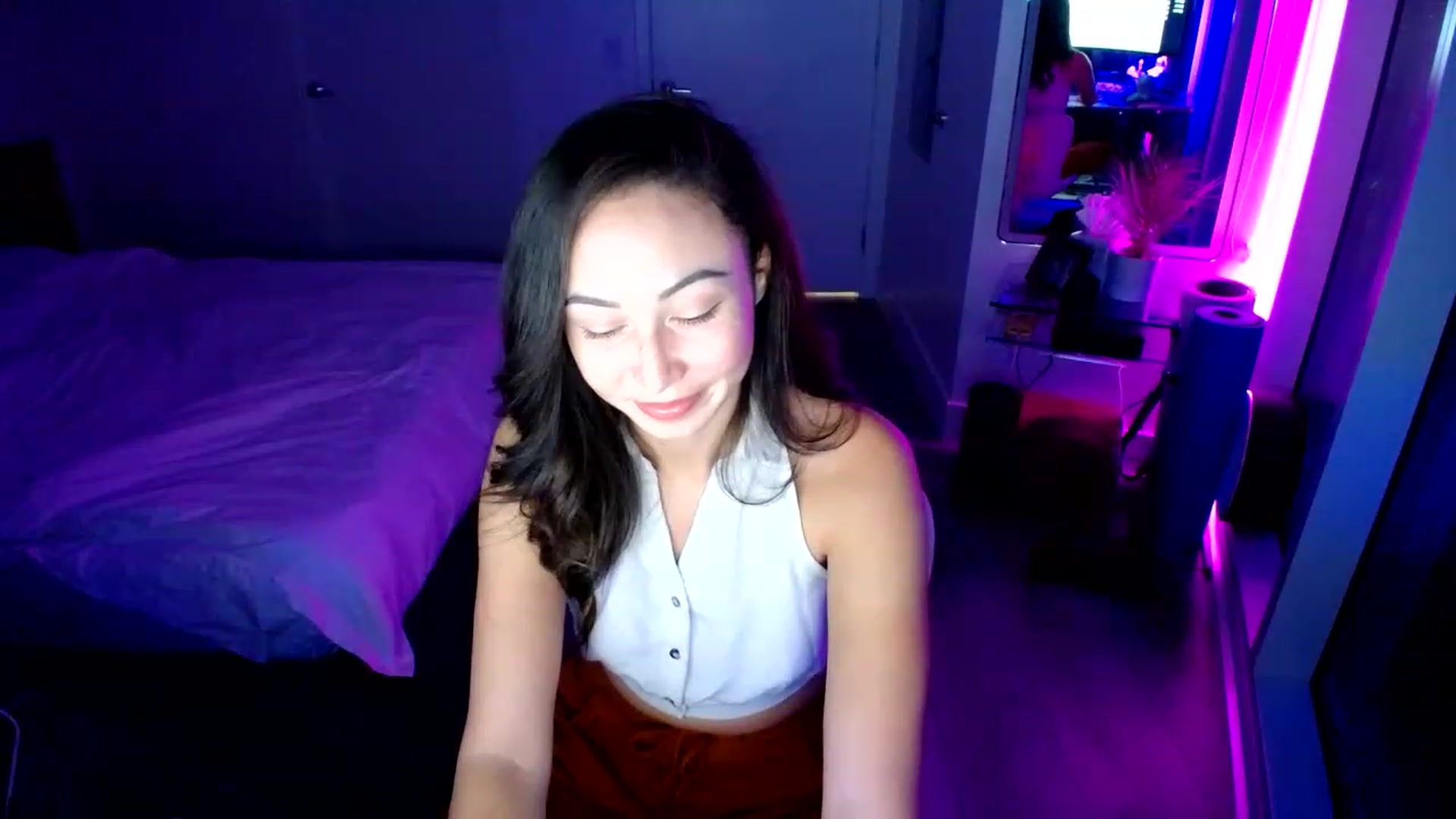 Gallery image thumbnail from Minnie_BOOM's myfreecams stream on, 01/05/2023, 01:49 image 9 of 20