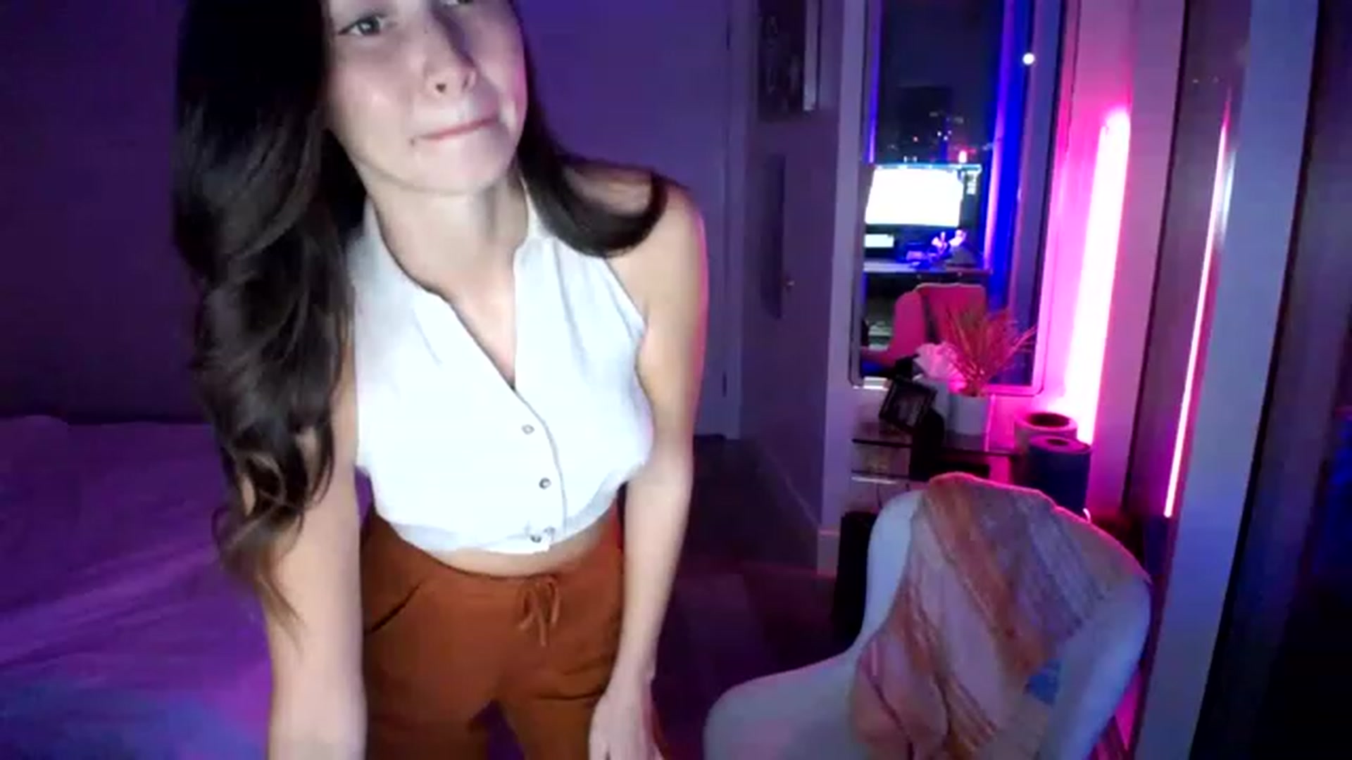 Gallery image thumbnail from Minnie_BOOM's myfreecams stream on, 01/05/2023, 03:06 image 19 of 20