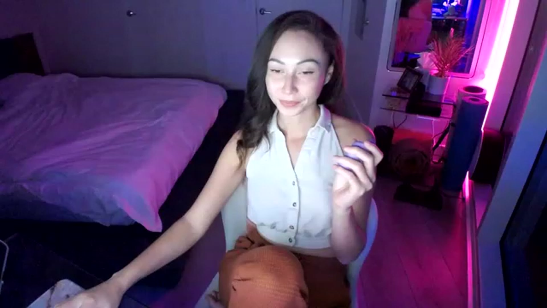 Gallery image thumbnail from Minnie_BOOM's myfreecams stream on, 01/05/2023, 03:06 image 1 of 20