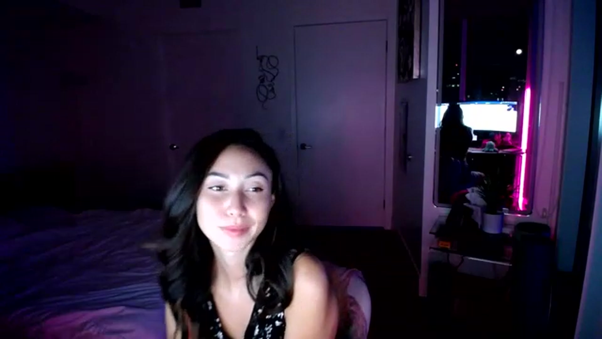 Gallery image thumbnail from Minnie_BOOM's myfreecams stream on, 01/06/2023, 02:44 image 9 of 20