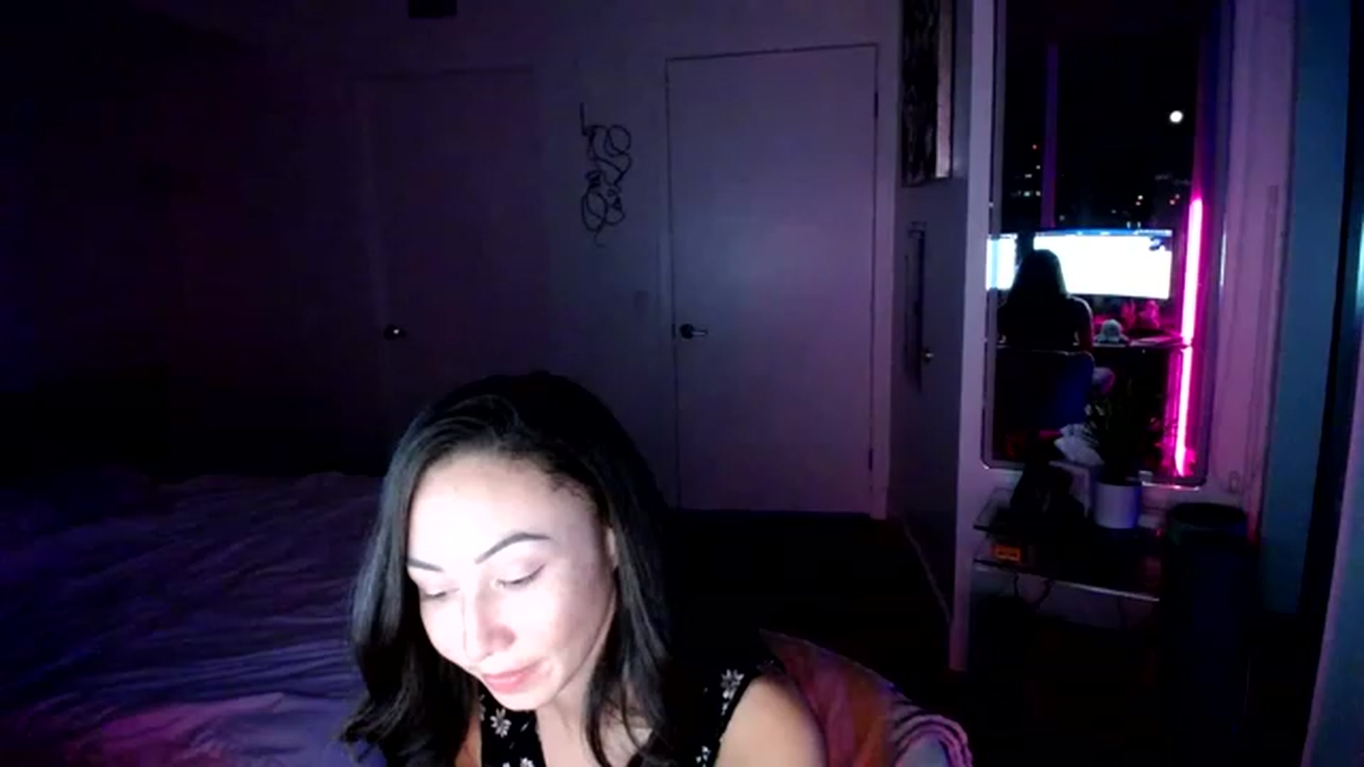 Gallery image thumbnail from Minnie_BOOM's myfreecams stream on, 01/06/2023, 02:44 image 20 of 20