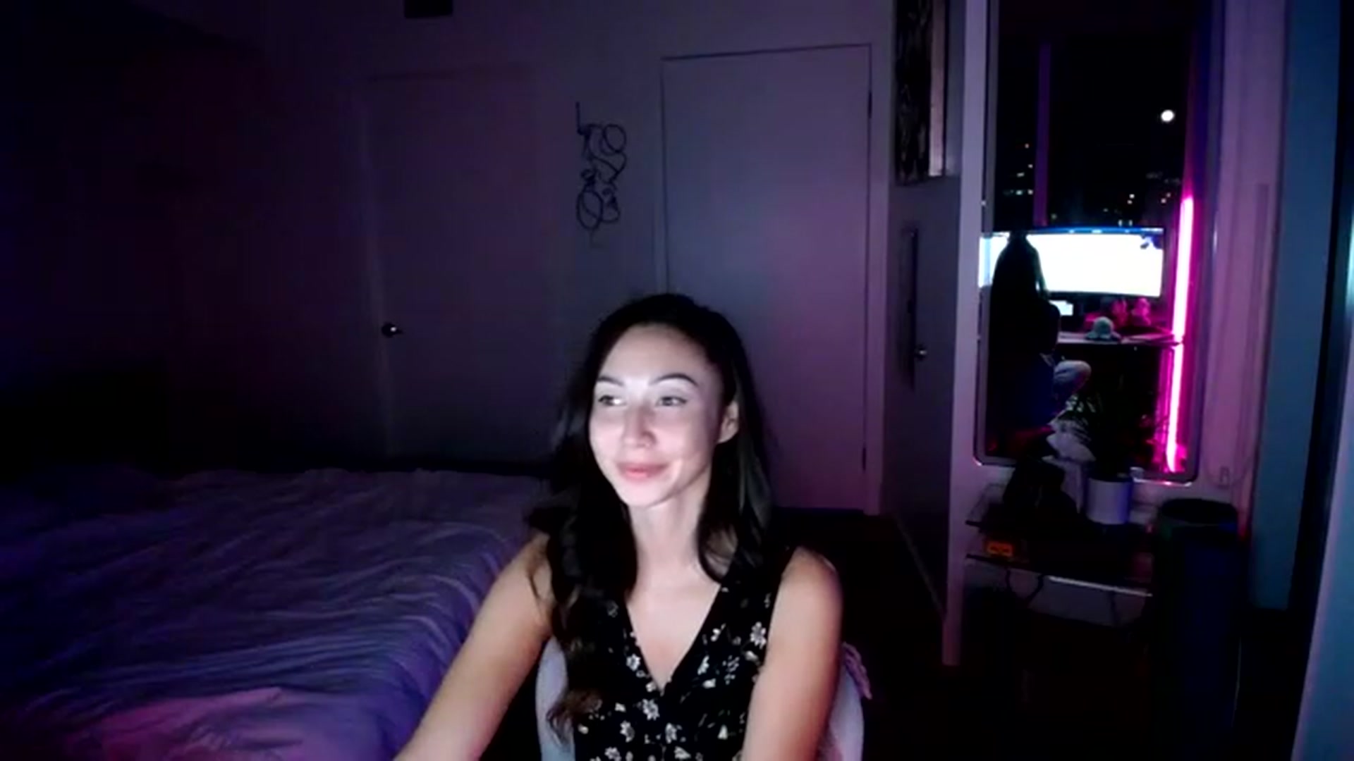 Gallery image thumbnail from Minnie_BOOM's myfreecams stream on, 01/06/2023, 02:44 image 12 of 20
