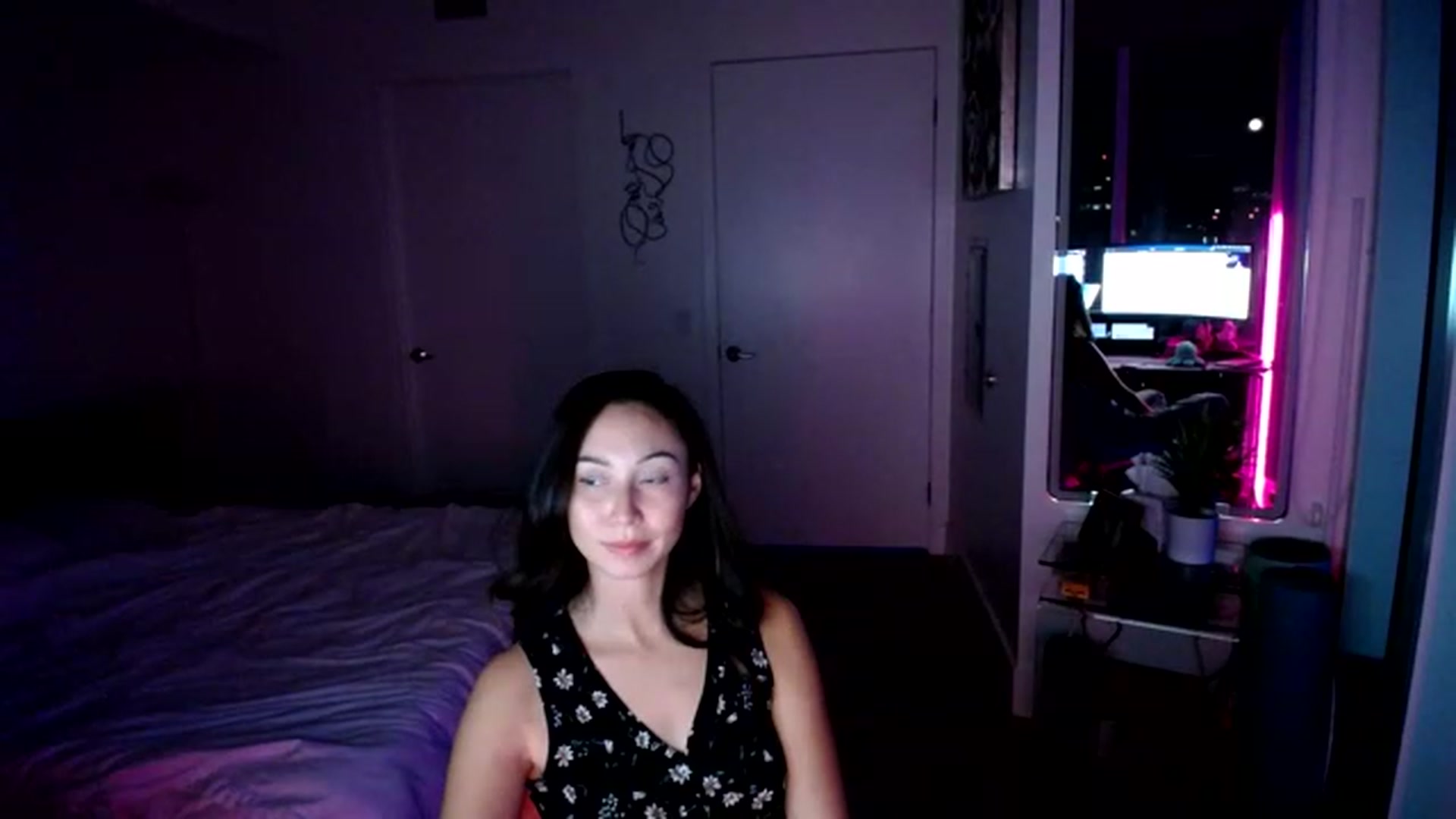 Gallery image thumbnail from Minnie_BOOM's myfreecams stream on, 01/06/2023, 02:44 image 16 of 20