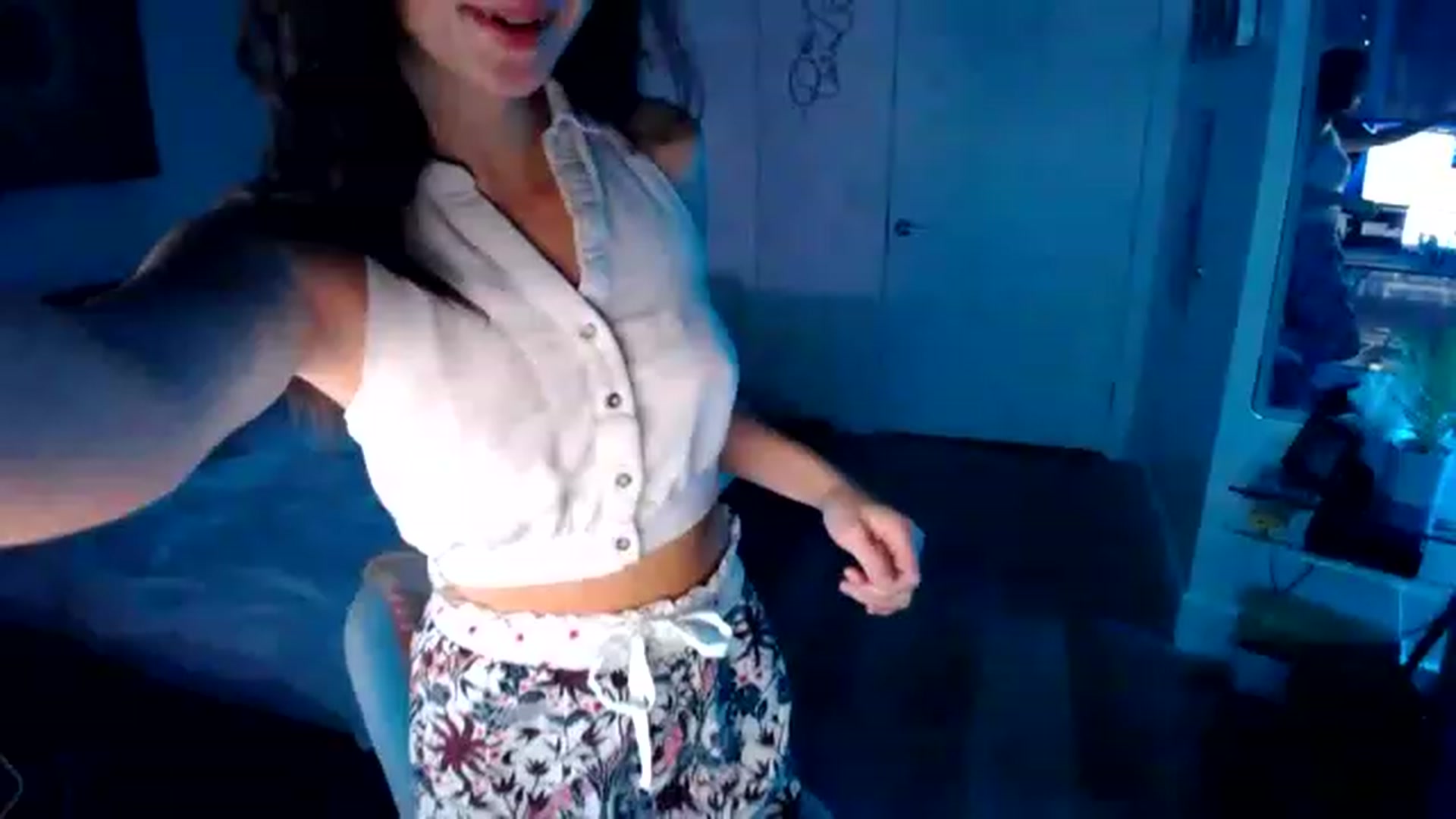 Gallery image thumbnail from Minnie_BOOM's myfreecams stream on, 01/10/2023, 01:48 image 5 of 20