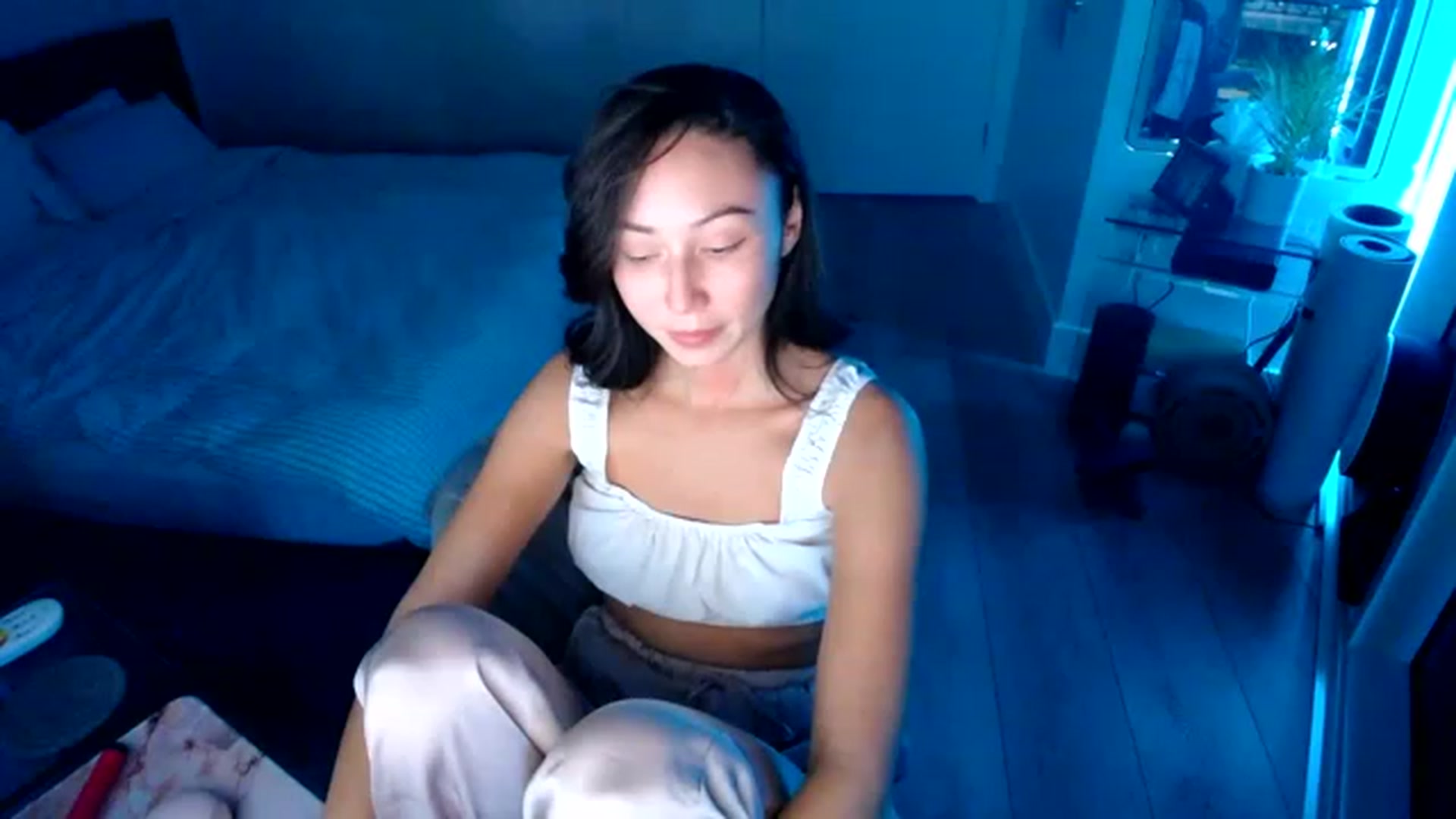 Gallery image thumbnail from Minnie_BOOM's myfreecams stream on, 01/16/2023, 02:49 image 16 of 20