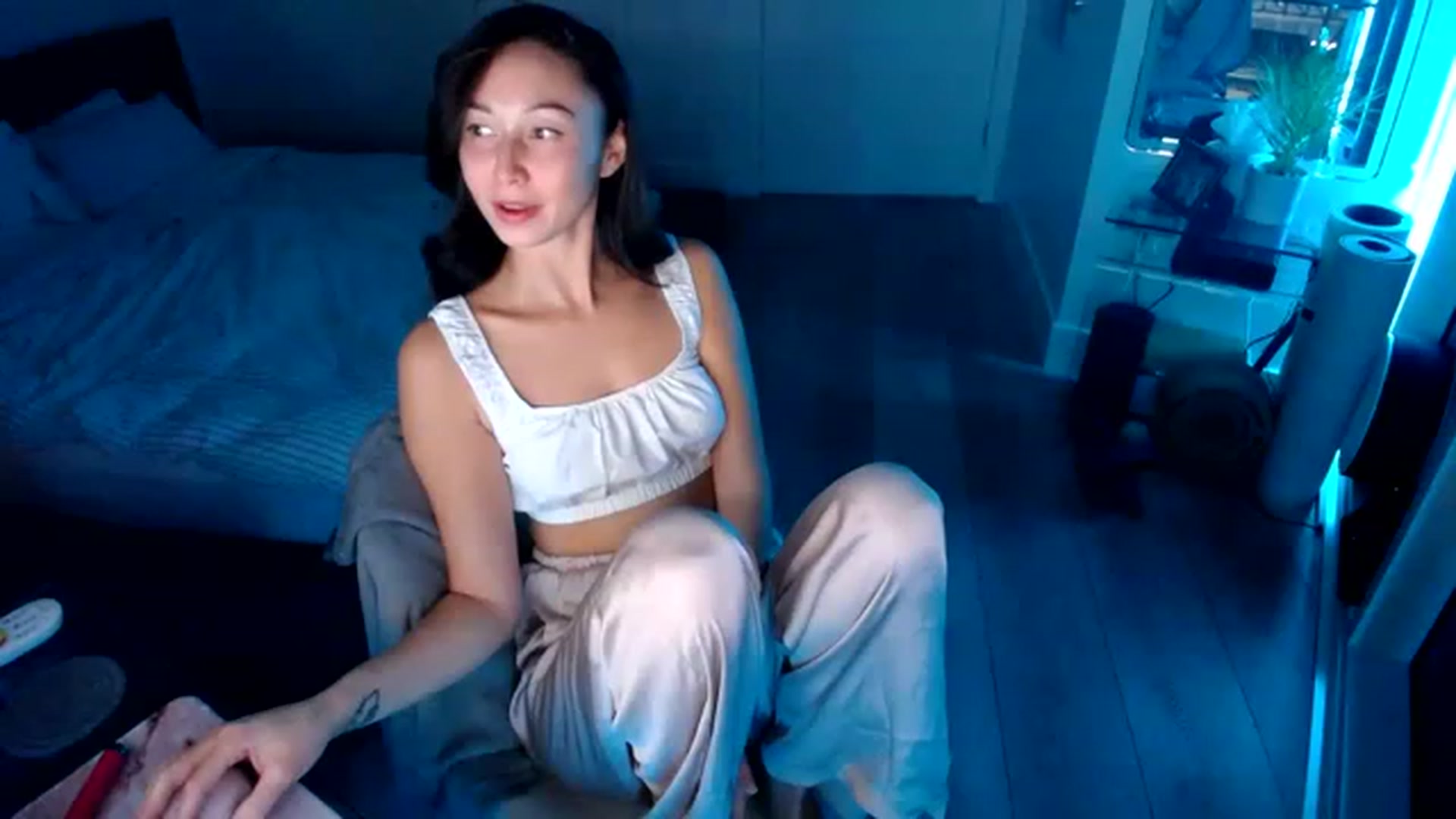 Gallery image thumbnail from Minnie_BOOM's myfreecams stream on, 01/16/2023, 02:49 image 14 of 20