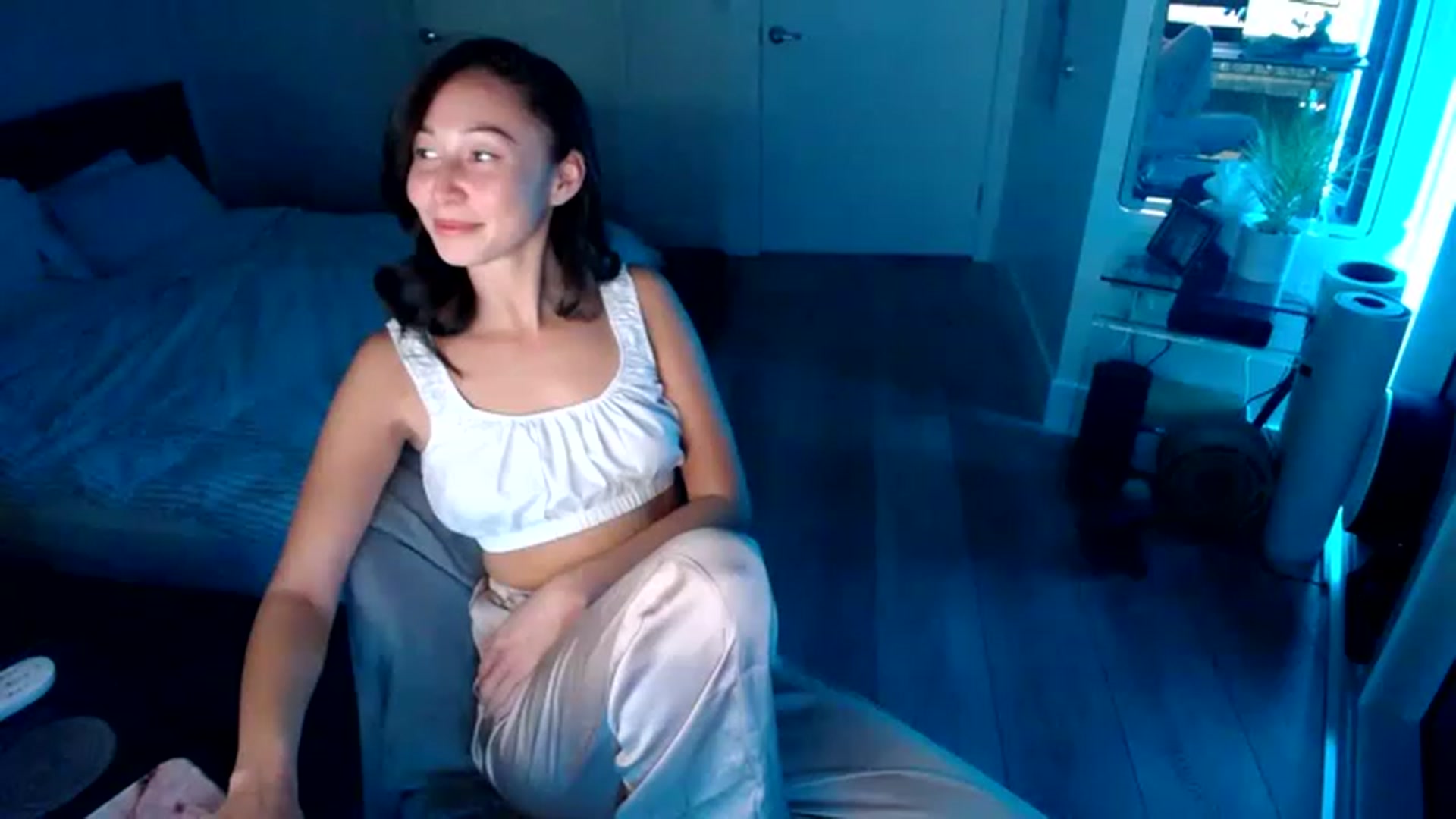 Gallery image thumbnail from Minnie_BOOM's myfreecams stream on, 01/16/2023, 04:06 image 2 of 20