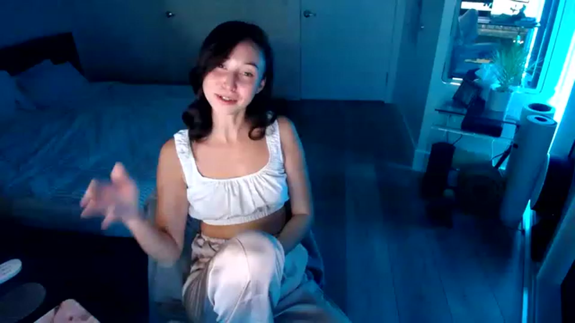 Gallery image thumbnail from Minnie_BOOM's myfreecams stream on, 01/16/2023, 04:06 image 4 of 20