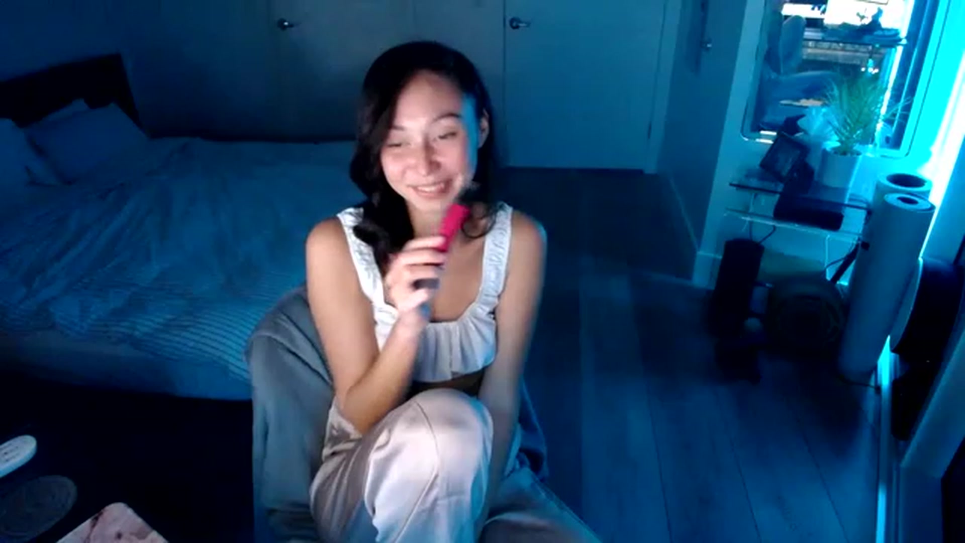 Gallery image thumbnail from Minnie_BOOM's myfreecams stream on, 01/16/2023, 04:06 image 6 of 20