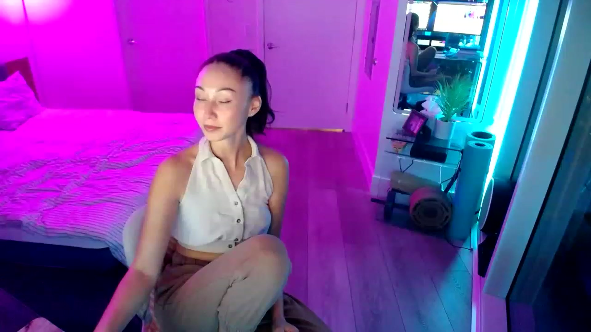 Gallery image thumbnail from Minnie_BOOM's myfreecams stream on, 01/26/2023, 02:52 image 13 of 20