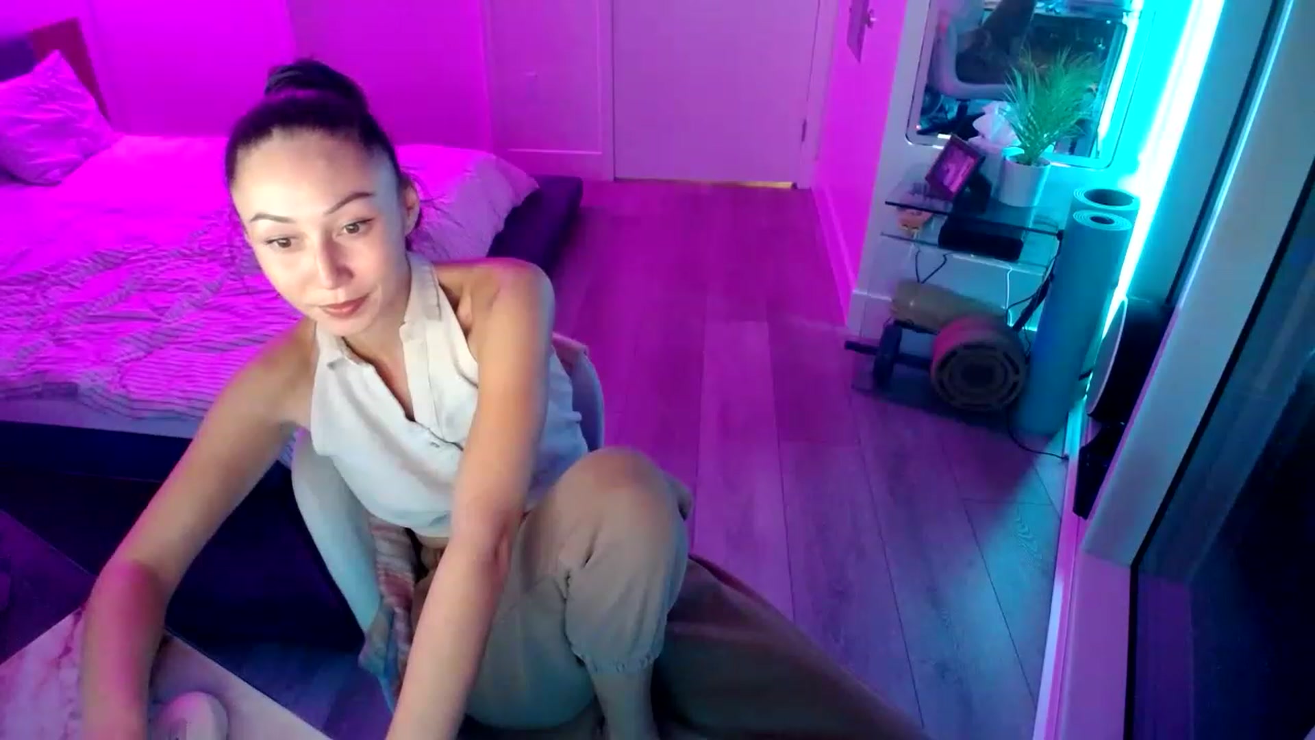 Gallery image thumbnail from Minnie_BOOM's myfreecams stream on, 01/26/2023, 03:50 image 4 of 20