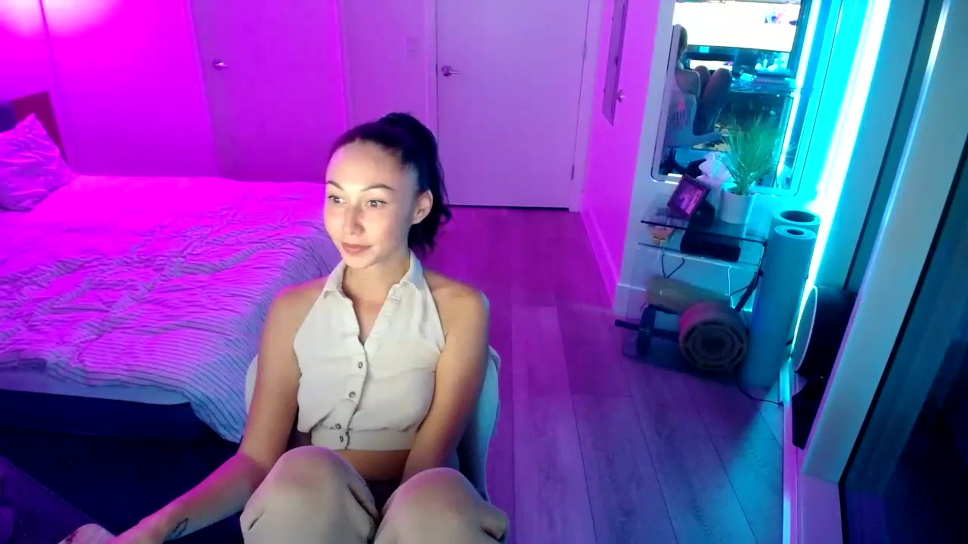 Gallery image thumbnail from Minnie_BOOM's myfreecams stream on, 01/26/2023, 03:50 image 19 of 20