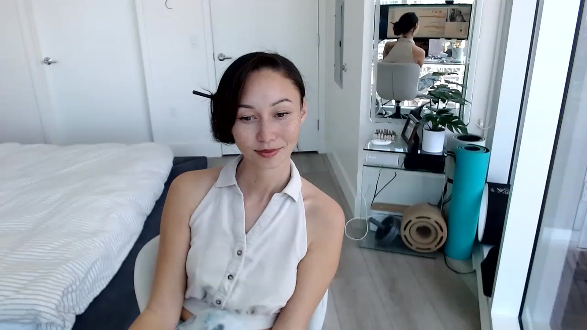 Gallery image thumbnail from Minnie_BOOM's myfreecams stream on, 03/24/2023, 20:14 image 2 of 20
