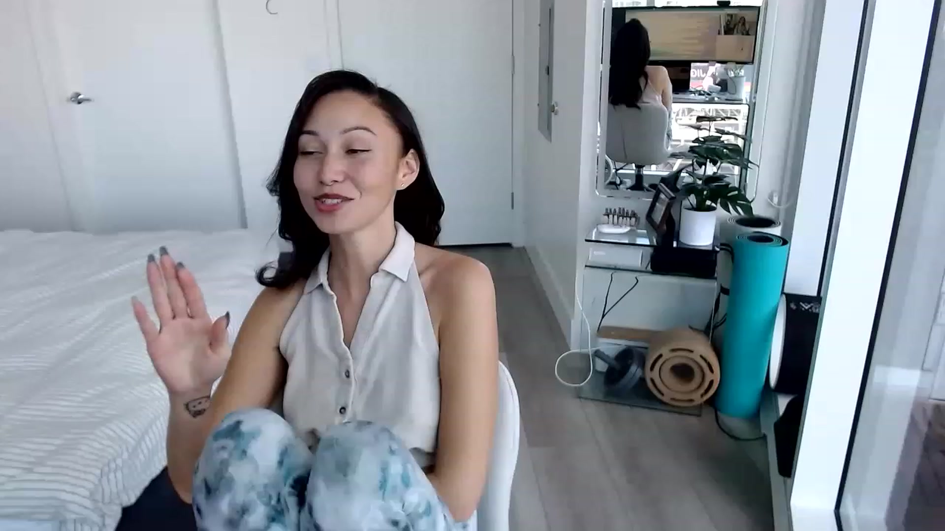 Gallery image thumbnail from Minnie_BOOM's myfreecams stream on, 03/24/2023, 20:14 image 13 of 20