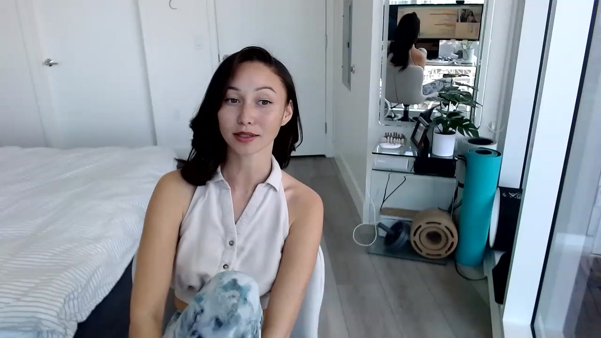 Gallery image thumbnail from Minnie_BOOM's myfreecams stream on, 03/24/2023, 20:14 image 3 of 20