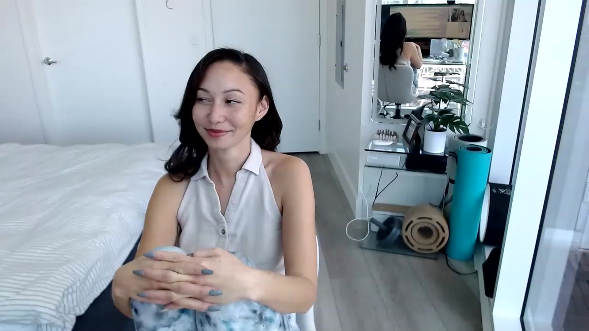 Gallery image thumbnail from Minnie_BOOM's myfreecams stream on, 03/24/2023, 20:14 image 15 of 20