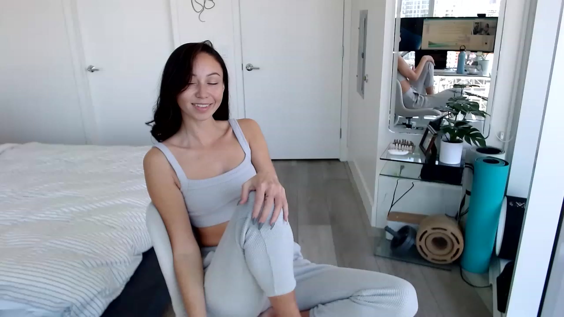 Gallery image thumbnail from Minnie_BOOM's myfreecams stream on, 03/25/2023, 20:45 image 7 of 20