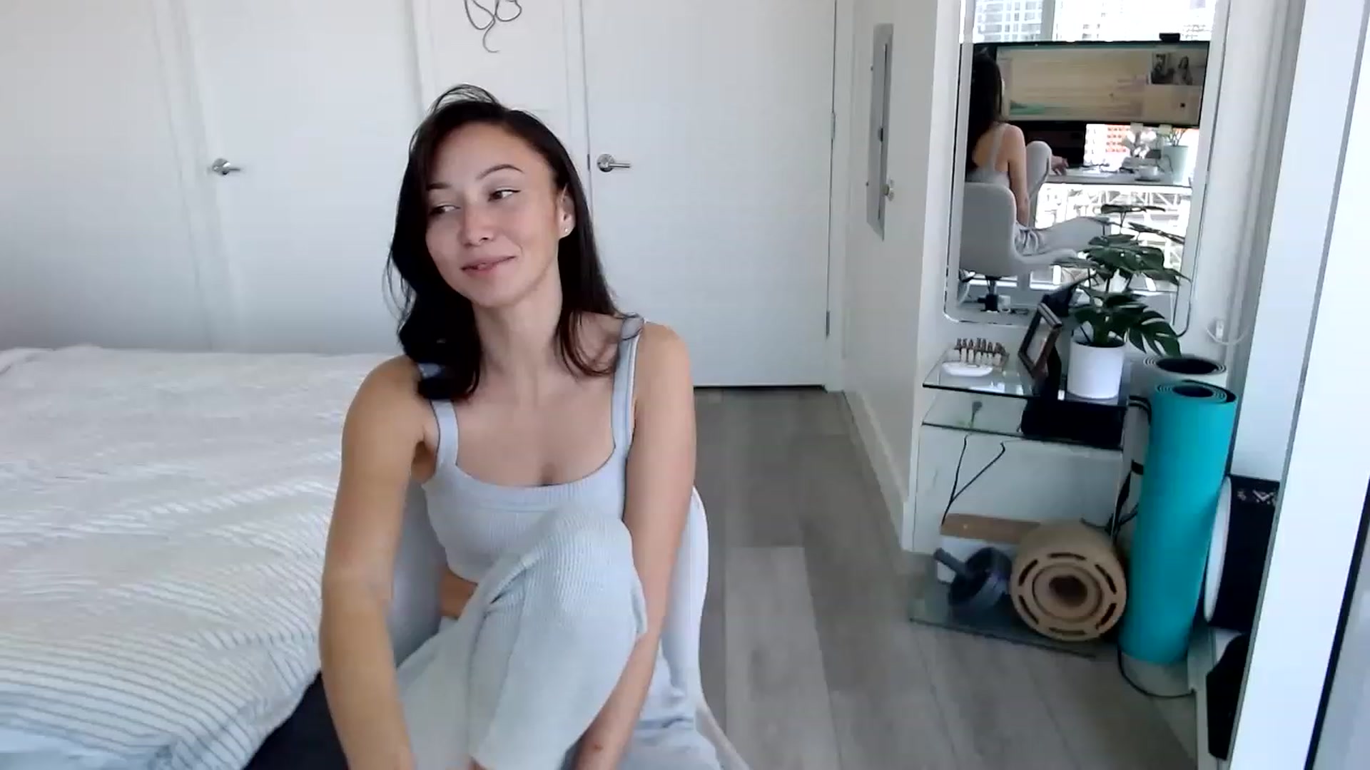 Gallery image thumbnail from Minnie_BOOM's myfreecams stream on, 03/25/2023, 20:45 image 10 of 20