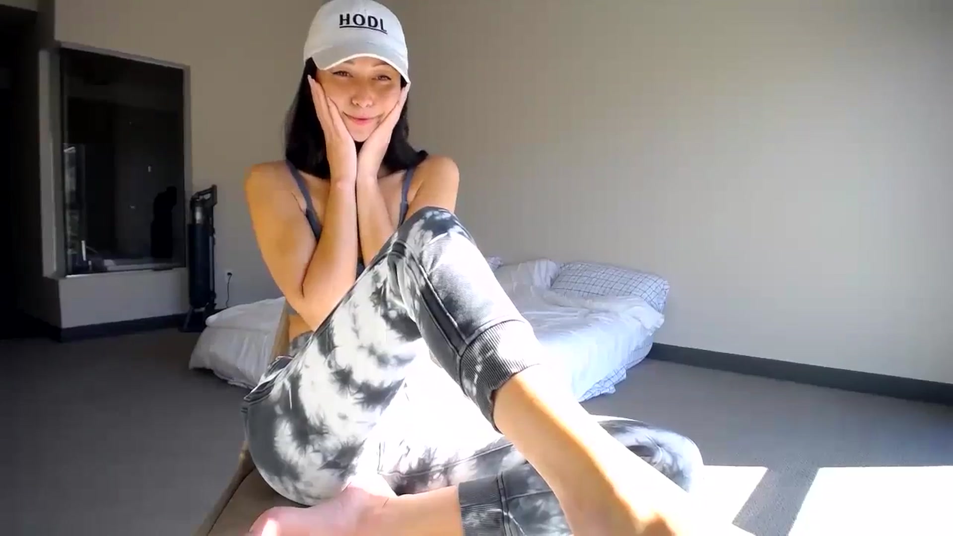Gallery image thumbnail from Minnie_BOOM's myfreecams stream on, 10/06/2023, 18:01 image 4 of 20