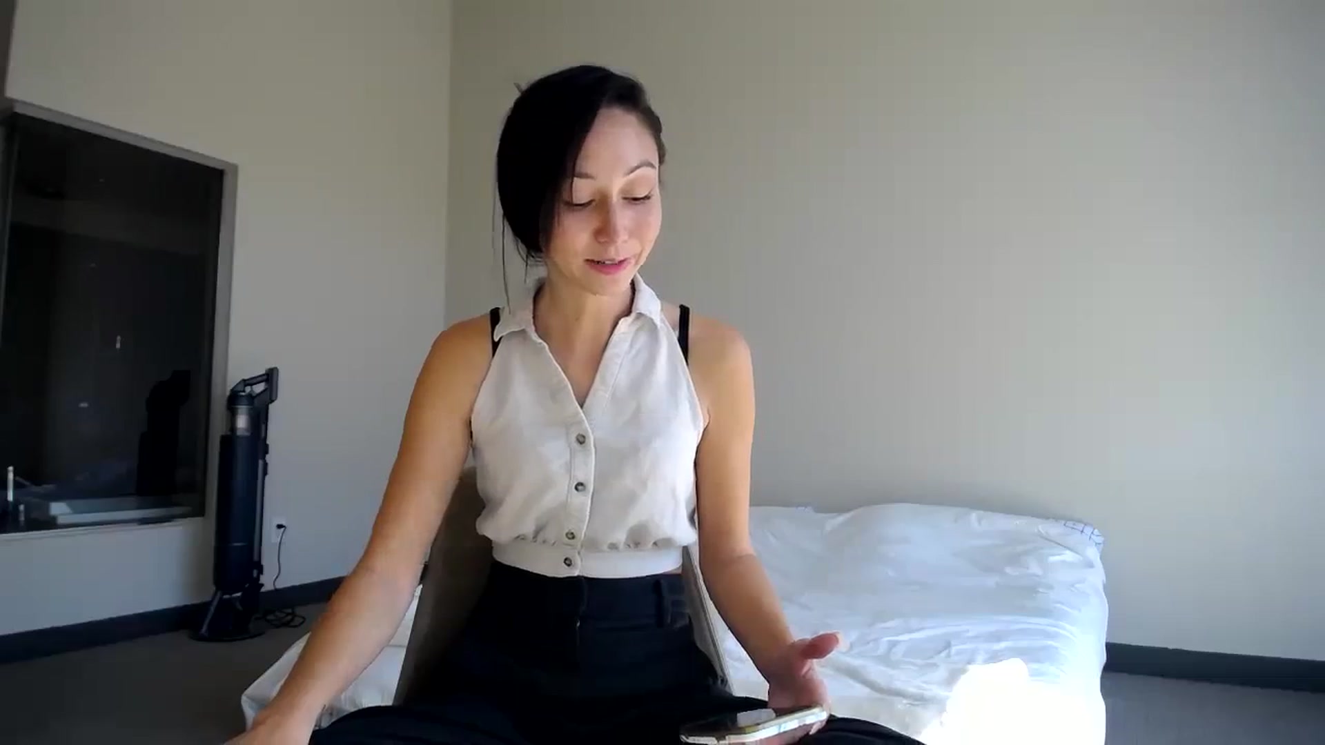 Gallery image thumbnail from Minnie_BOOM's myfreecams stream on, 10/07/2023, 19:25 image 5 of 20