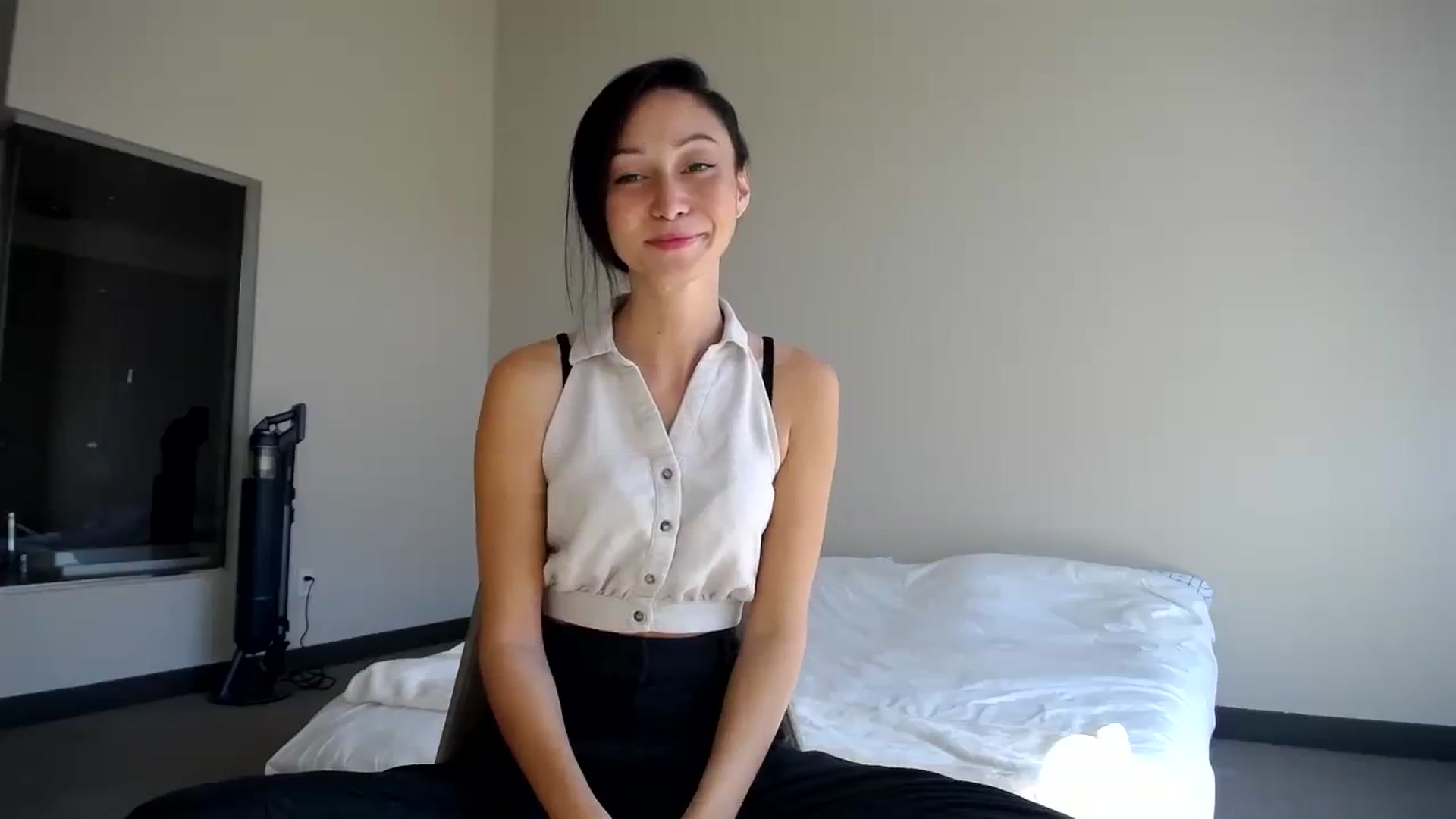 Gallery image thumbnail from Minnie_BOOM's myfreecams stream on, 10/07/2023, 19:25 image 4 of 20