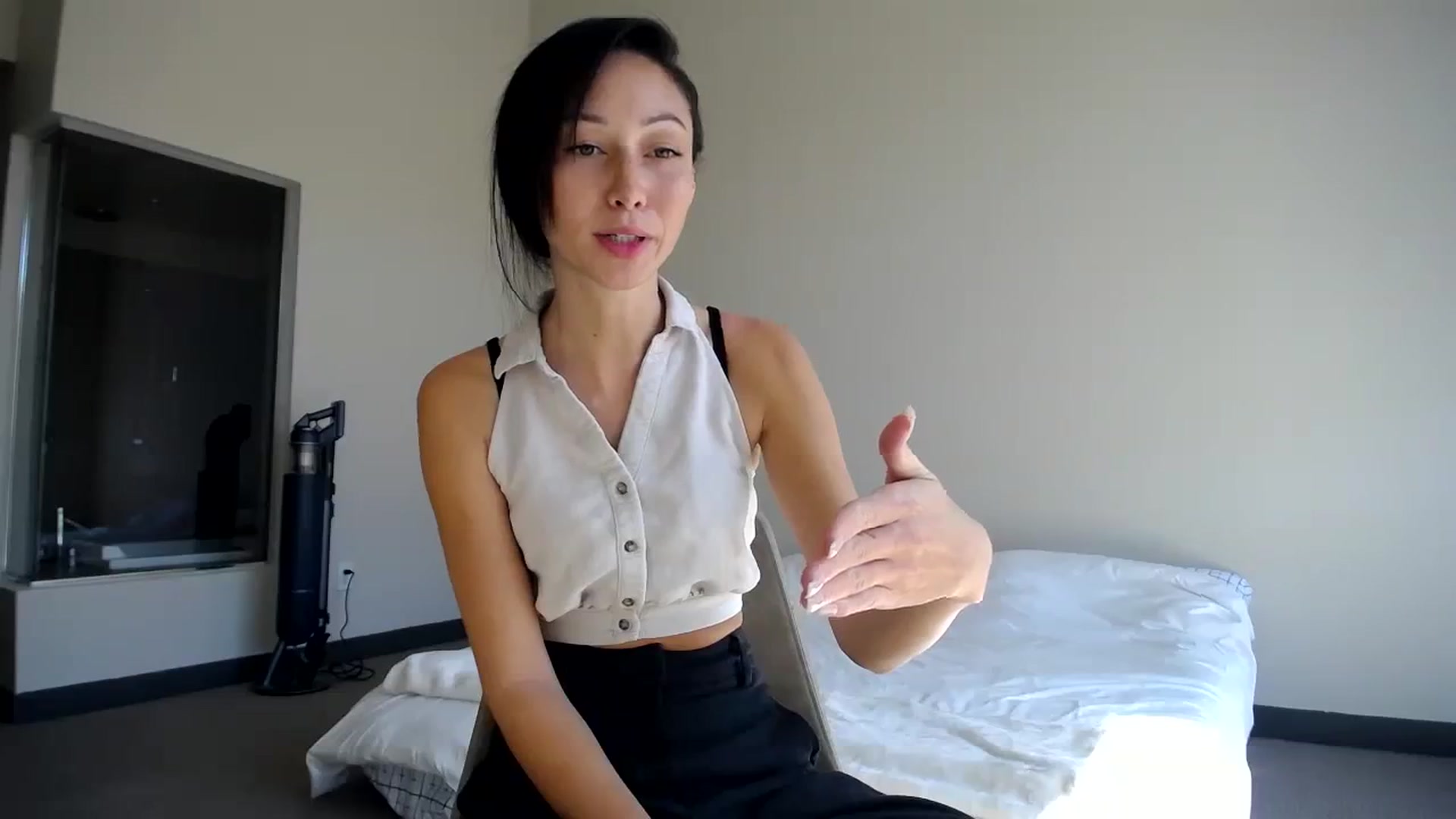 Gallery image thumbnail from Minnie_BOOM's myfreecams stream on, 10/07/2023, 19:25 image 9 of 20
