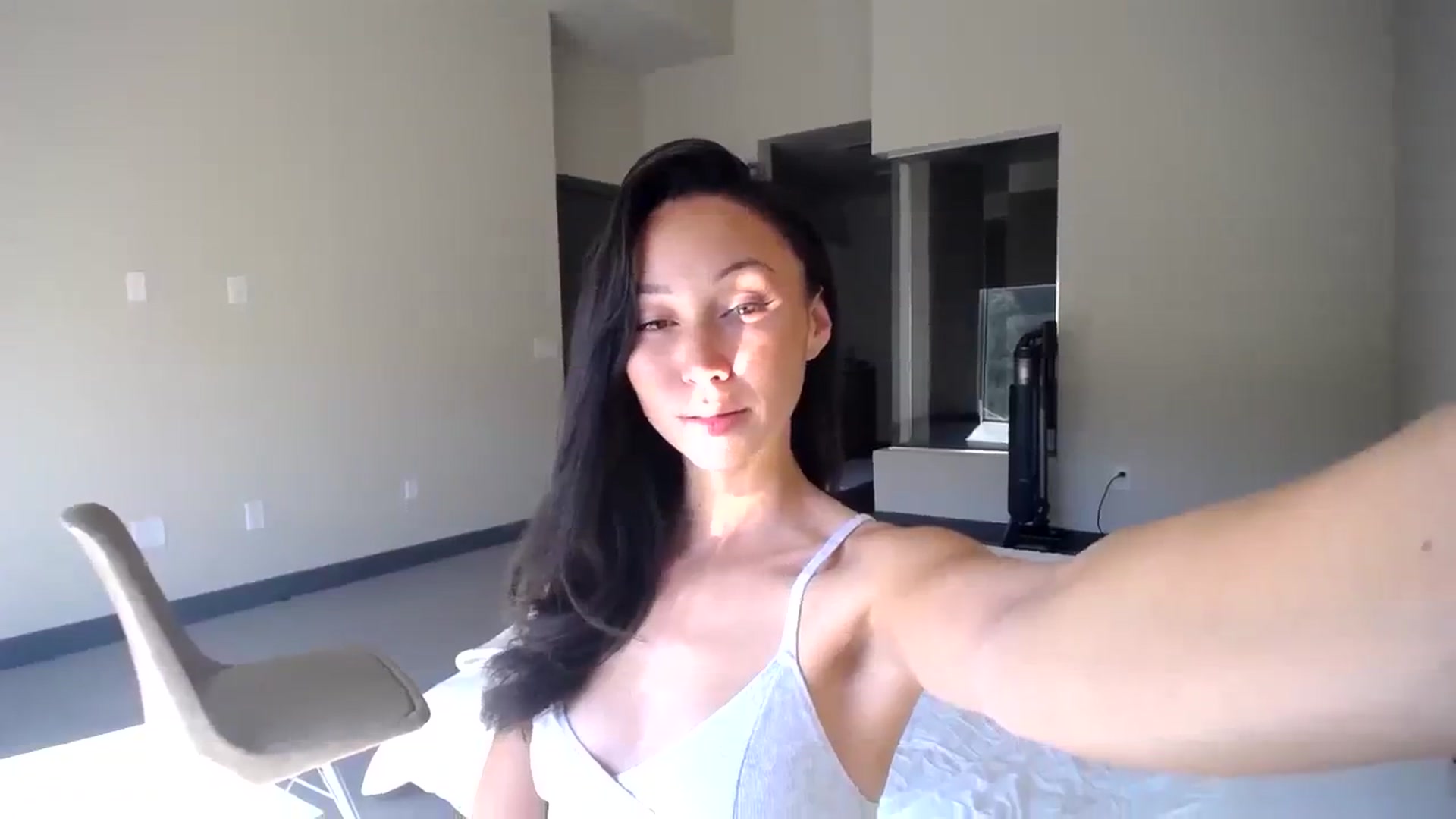 Gallery image thumbnail from Minnie_BOOM's myfreecams stream on, 10/16/2023, 20:00 image 16 of 20