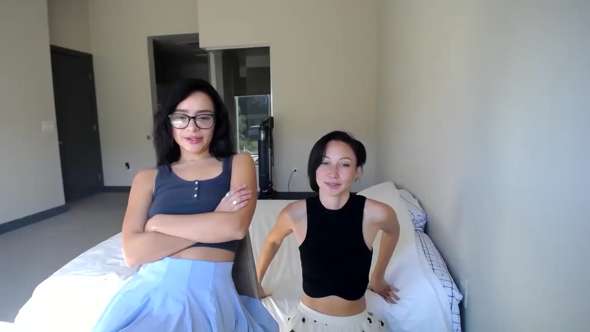 Gallery image thumbnail from Minnie_BOOM's myfreecams stream on, 10/17/2023, 18:19 image 15 of 20