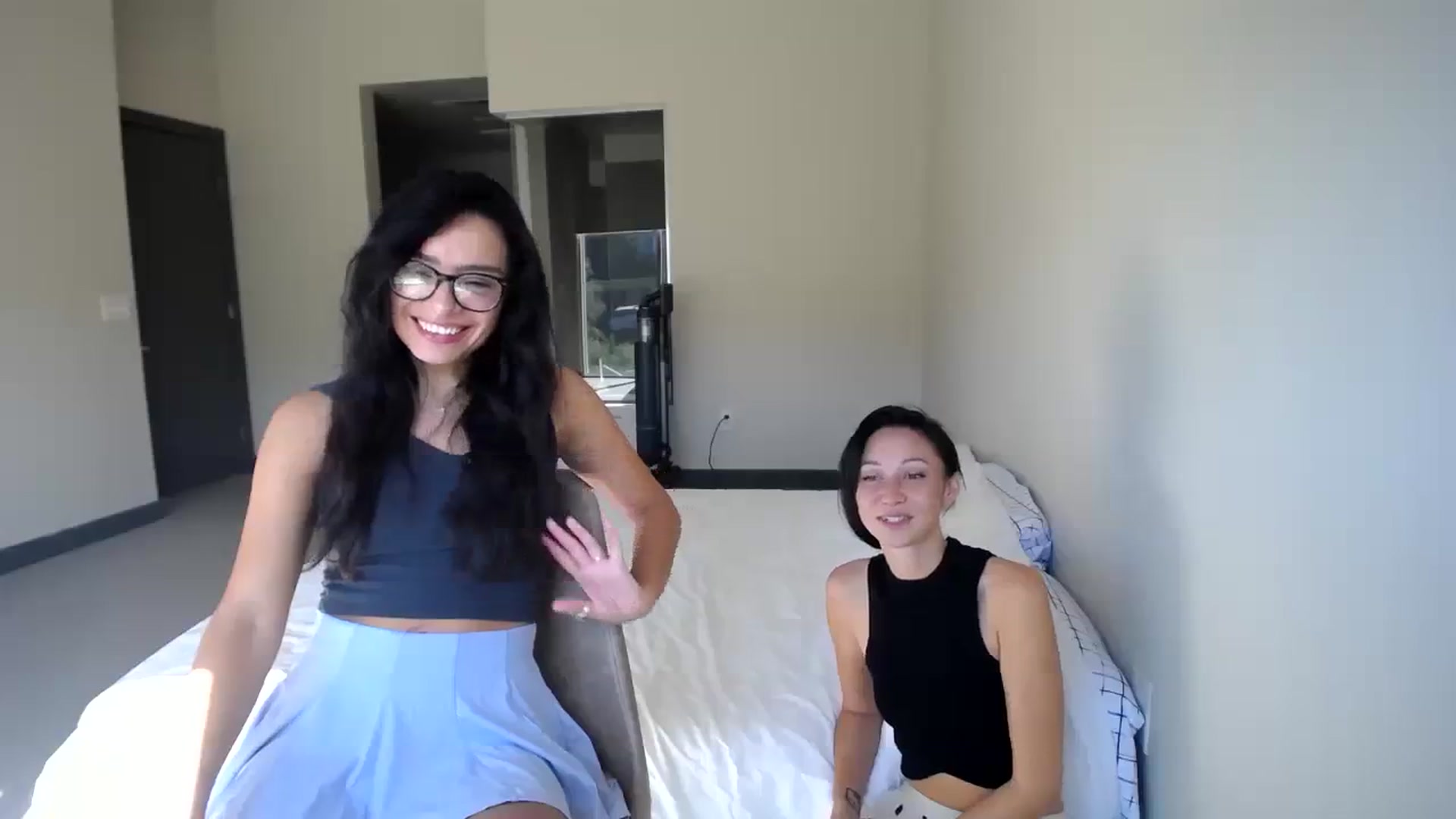 Gallery image thumbnail from Minnie_BOOM's myfreecams stream on, 10/17/2023, 18:19 image 19 of 20
