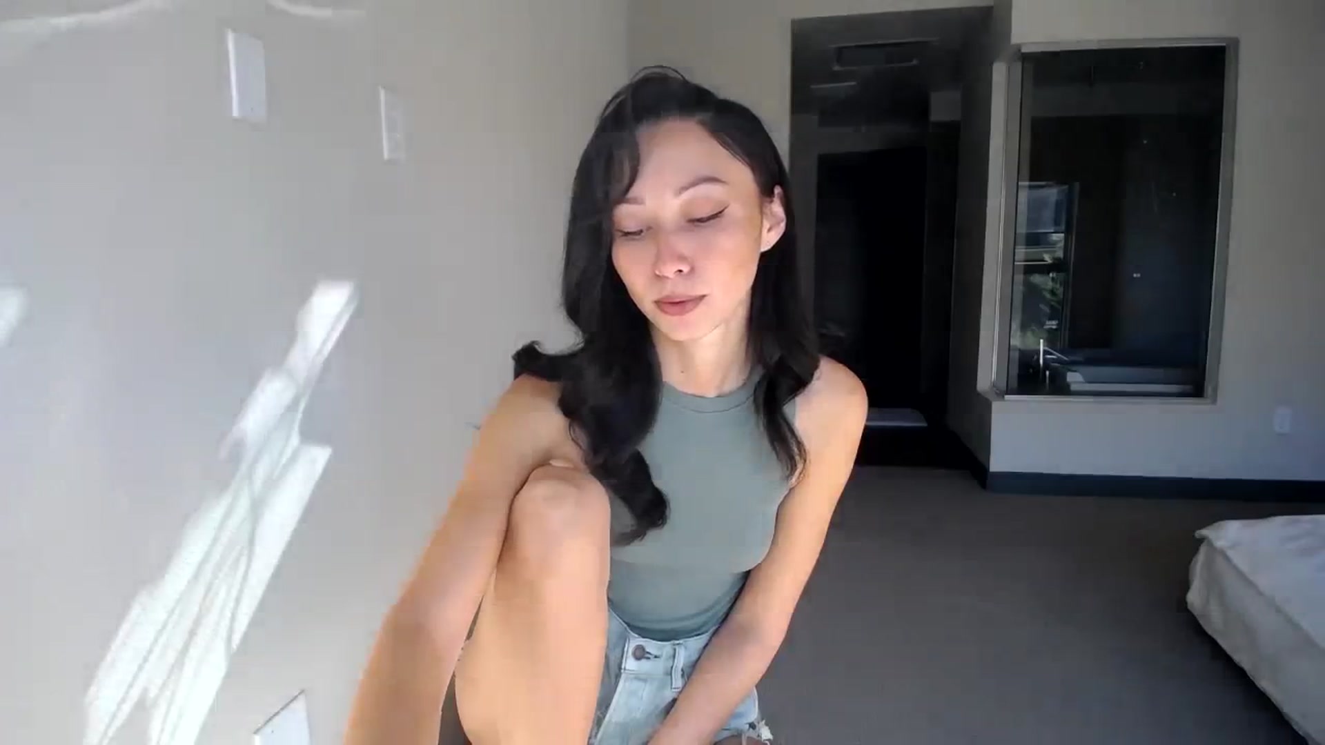 Gallery image thumbnail from Minnie_BOOM's myfreecams stream on, 10/21/2023, 17:47 image 6 of 20