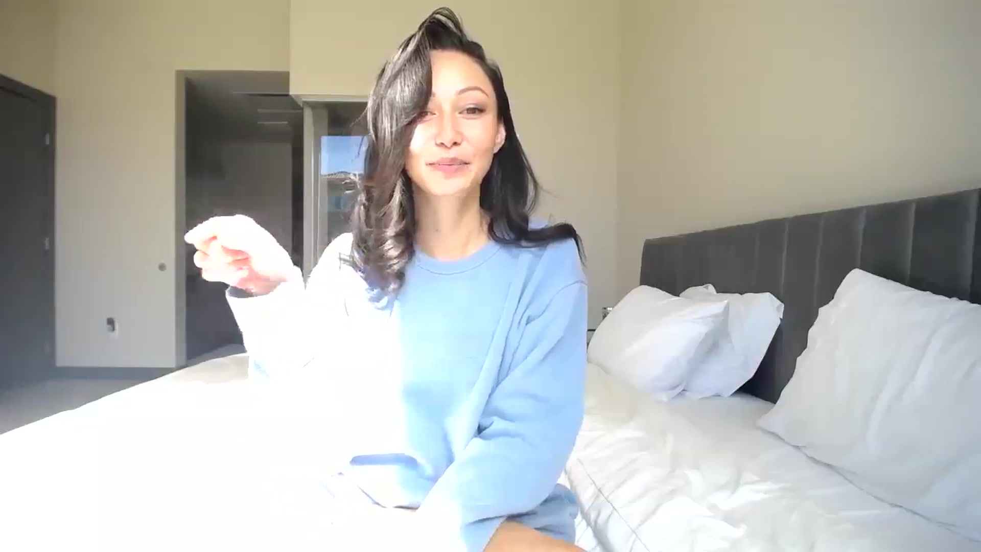 Gallery image thumbnail from Minnie_BOOM's myfreecams stream on, 10/25/2023, 19:39 image 12 of 20