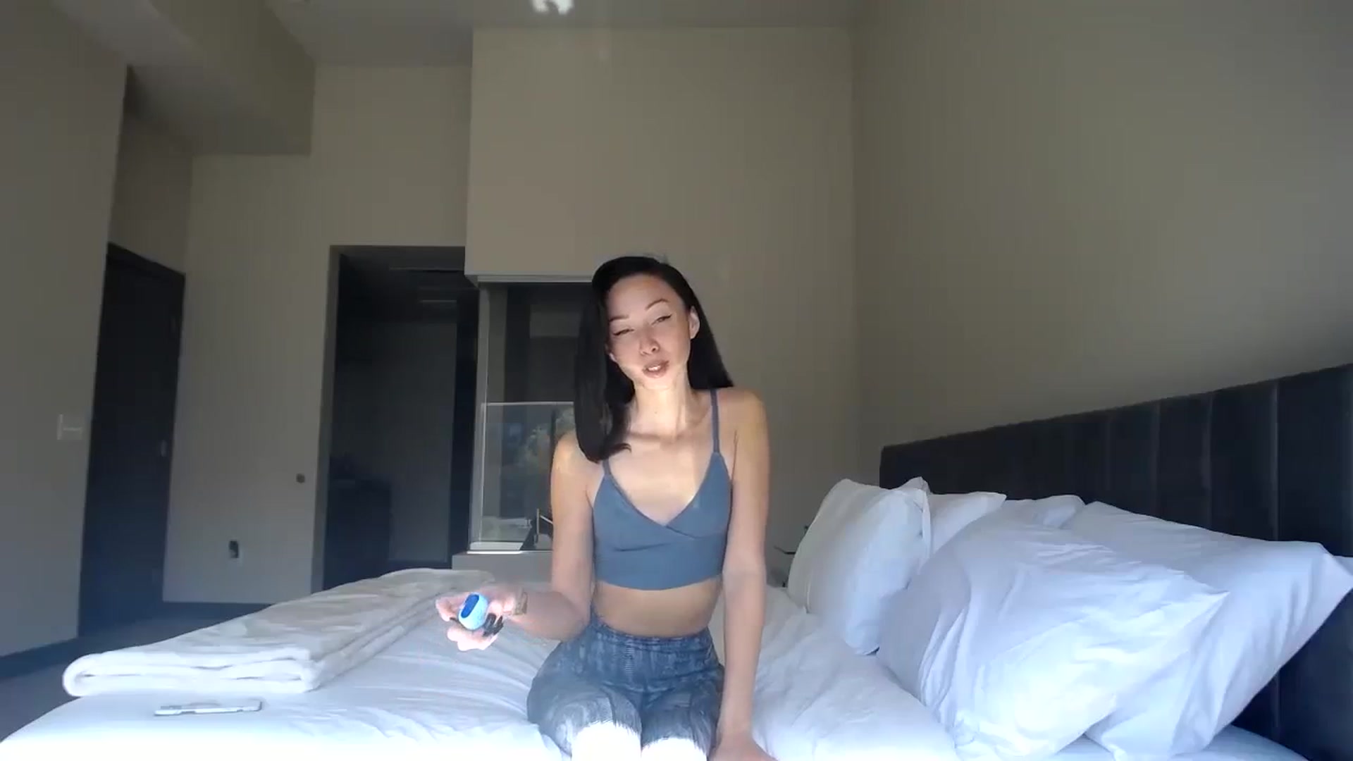 Gallery image thumbnail from Minnie_BOOM's myfreecams stream on, 10/28/2023, 19:56 image 3 of 20