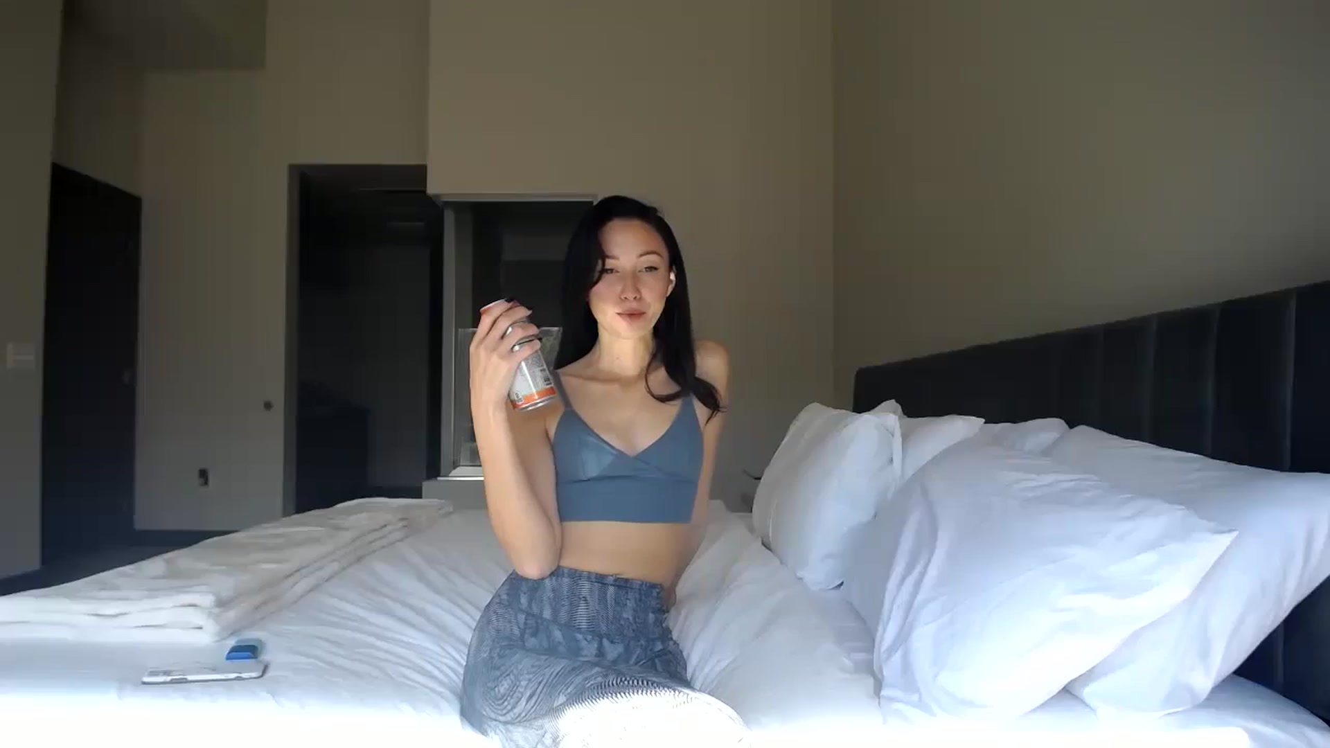 Gallery image thumbnail from Minnie_BOOM's myfreecams stream on, 10/28/2023, 19:56 image 17 of 20