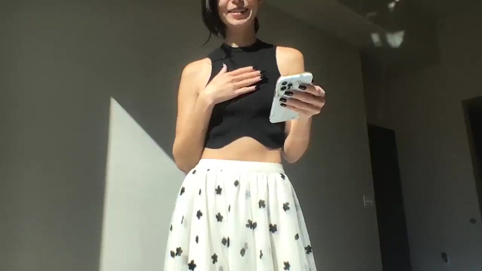 Gallery image thumbnail from Minnie_BOOM's myfreecams stream on, 10/30/2023, 19:48 image 6 of 20