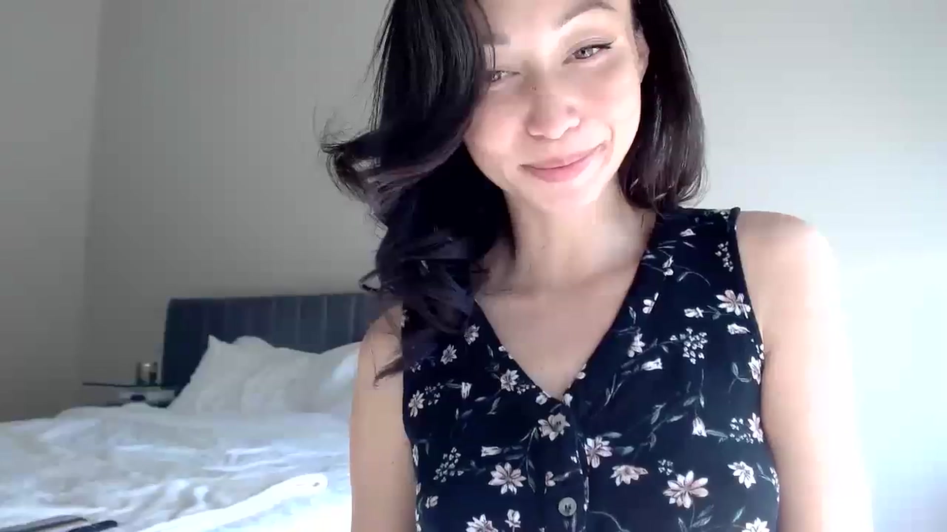 Gallery image thumbnail from Minnie_BOOM's myfreecams stream on, 11/02/2023, 17:43 image 17 of 20