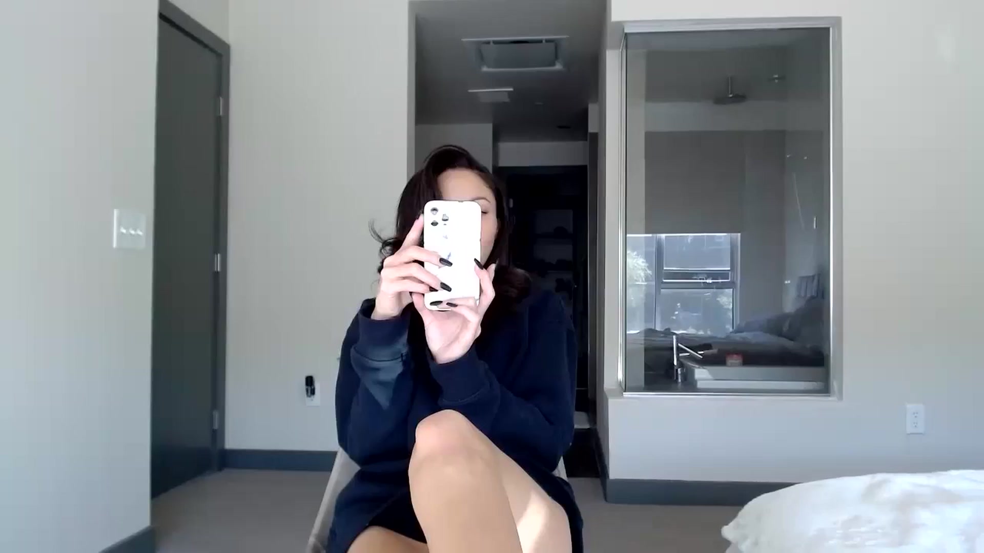 Gallery image thumbnail from Minnie_BOOM's myfreecams stream on, 11/02/2023, 19:24 image 15 of 20