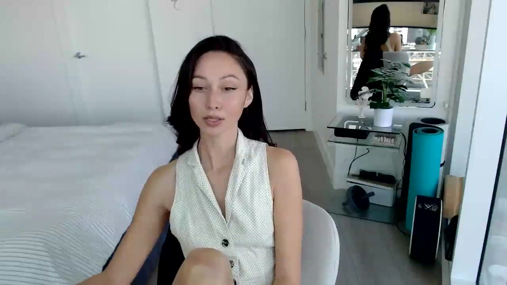 Gallery image thumbnail from Minnie_BOOM's myfreecams stream on, 11/07/2023, 20:47 image 17 of 20