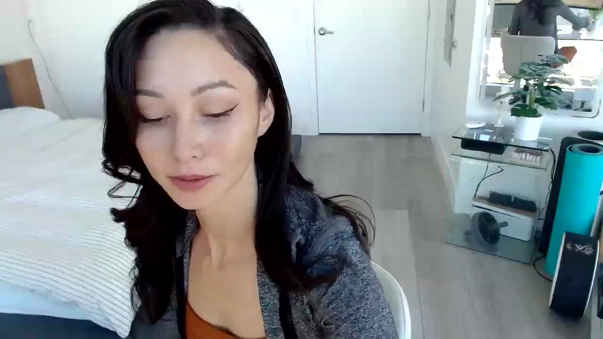 Gallery image thumbnail from Minnie_BOOM's myfreecams stream on, 11/08/2023, 19:30 image 6 of 20
