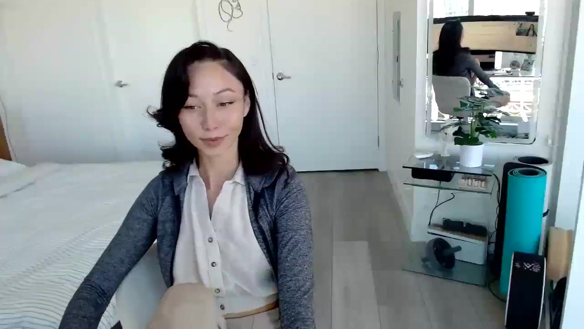 Gallery image thumbnail from Minnie_BOOM's myfreecams stream on, 11/10/2023, 20:18 image 2 of 20