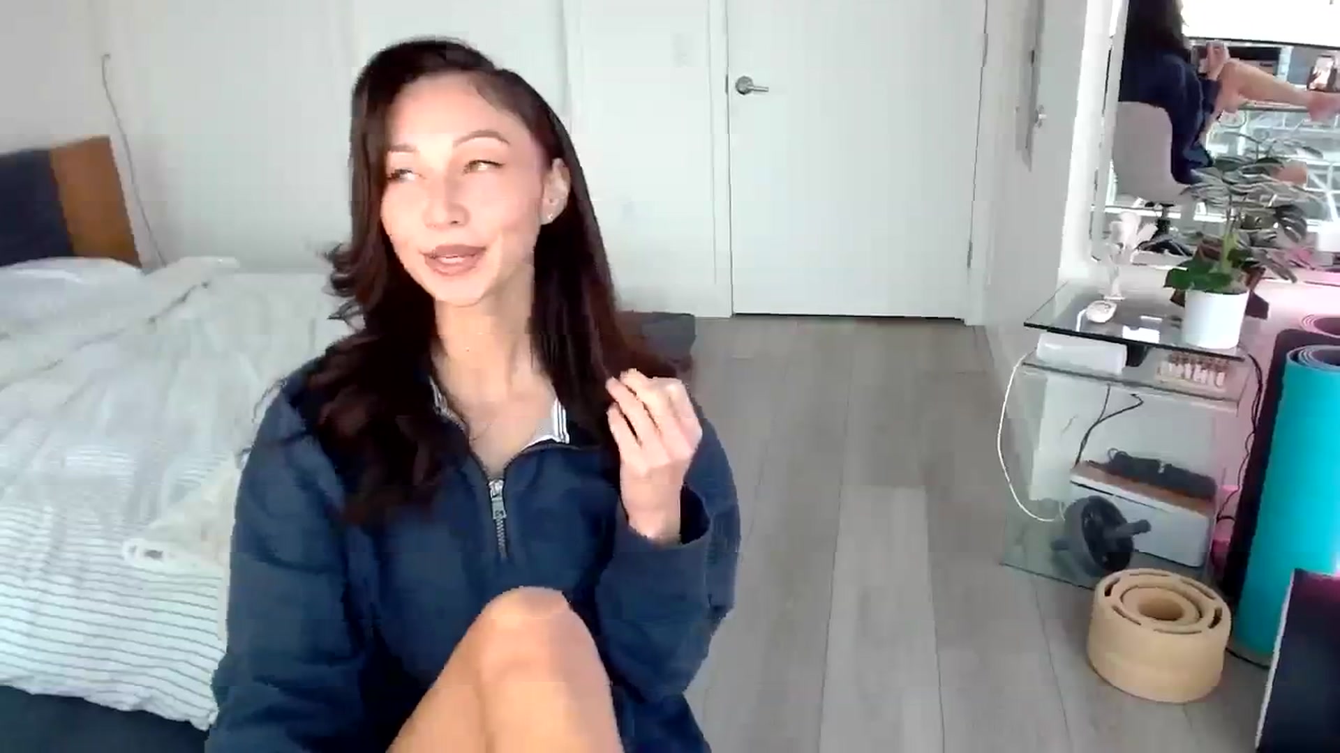 Gallery image thumbnail from Minnie_BOOM's myfreecams stream on, 11/15/2023, 18:51 image 7 of 20
