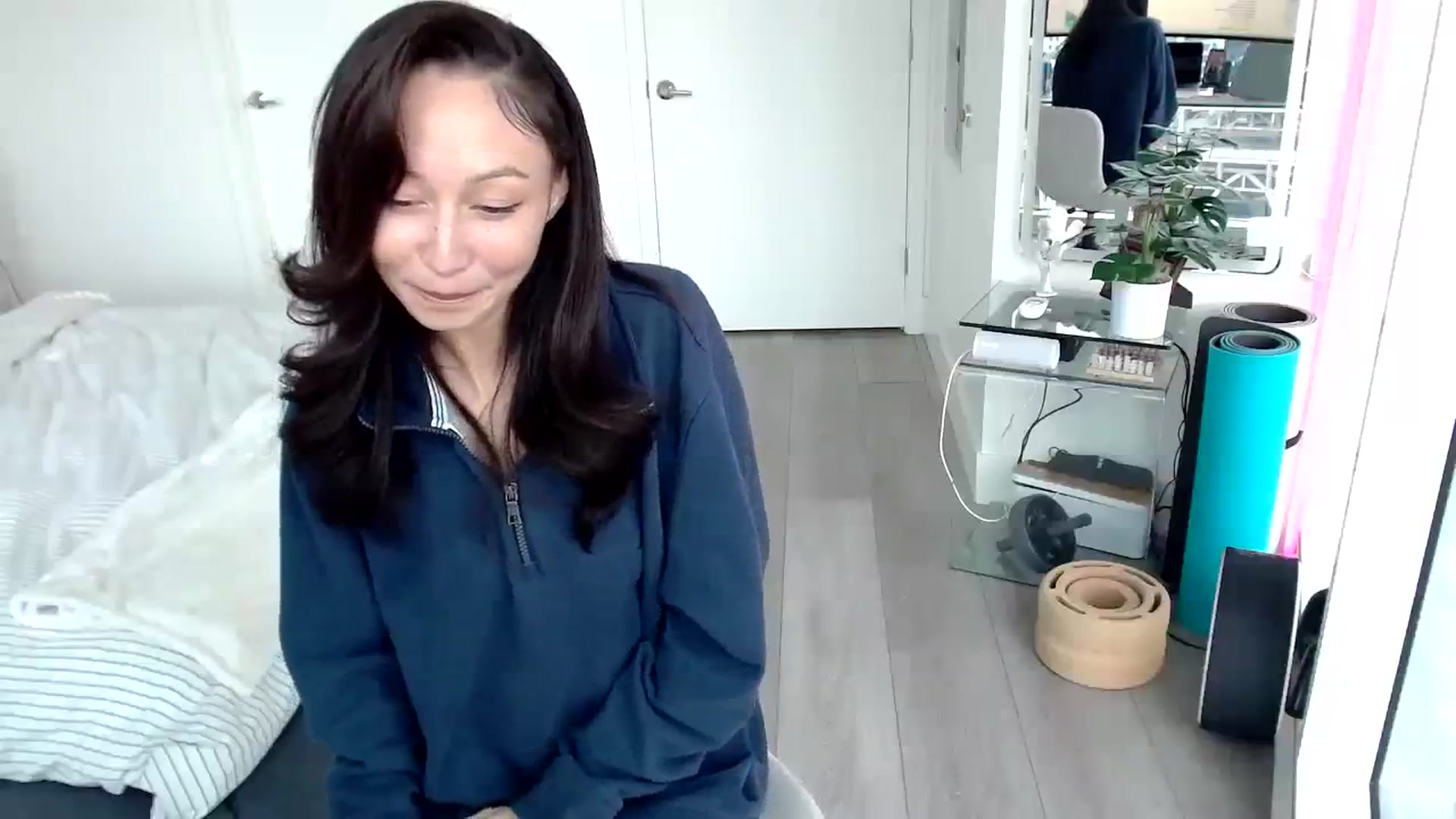 Gallery image thumbnail from Minnie_BOOM's myfreecams stream on, 11/15/2023, 20:42 image 2 of 20