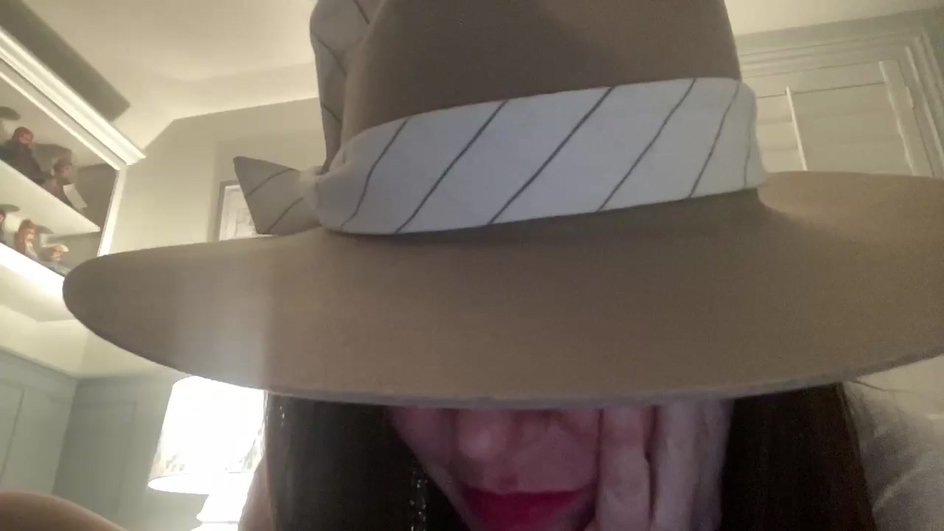 Gallery image thumbnail from Minniekate's myfreecams stream on, 03/18/2026, 08:42 image 10 of 20