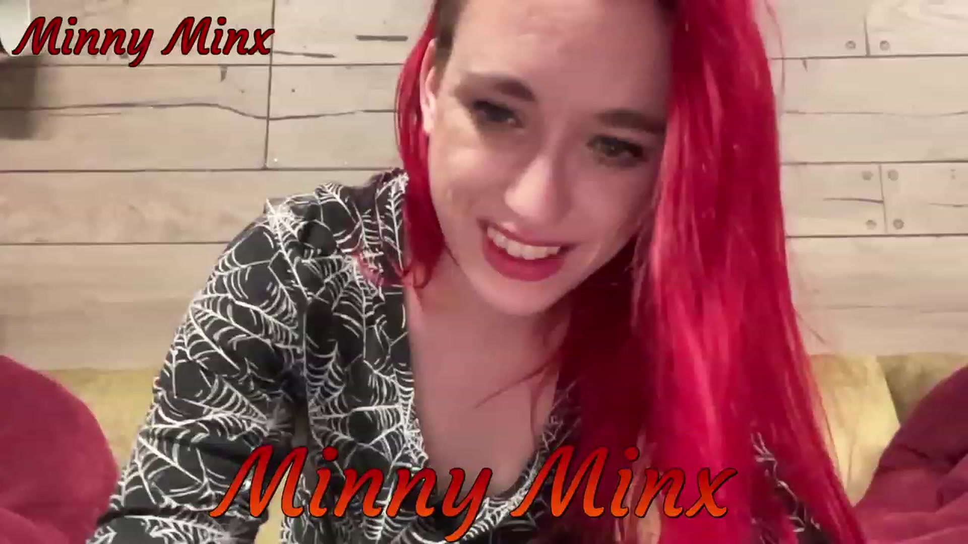 Gallery image thumbnail from MinnyMinx's myfreecams stream on, 12/03/2022, 19:06 image 13 of 20