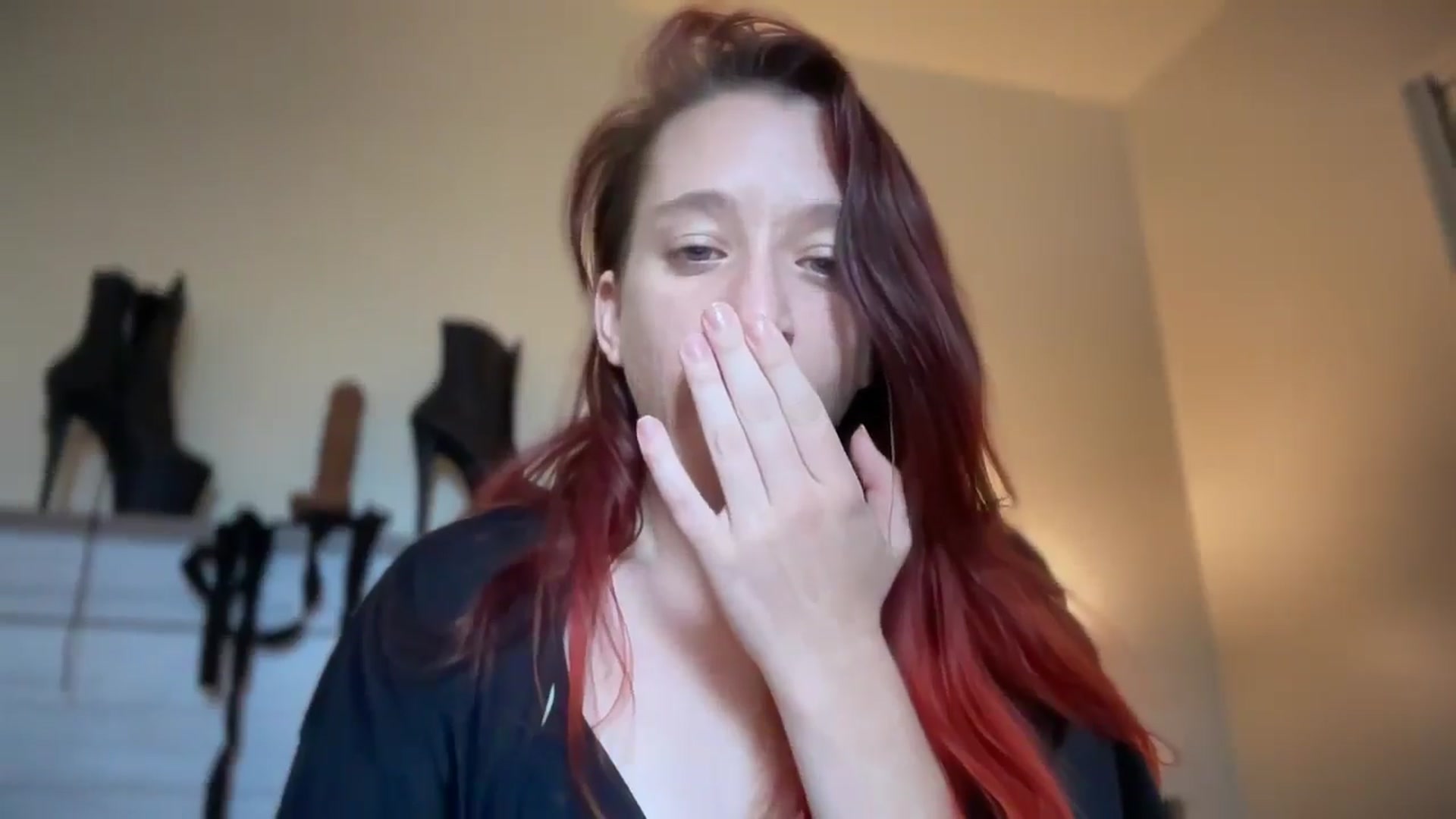 Gallery image thumbnail from MinnyMinx's myfreecams stream on, 07/15/2025, 14:20 image 10 of 20
