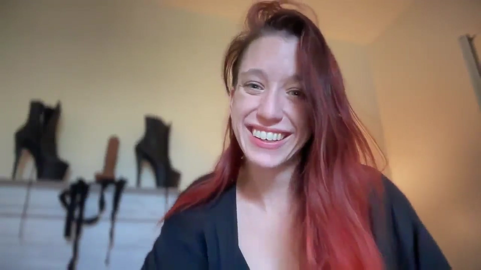 Gallery image thumbnail from MinnyMinx's myfreecams stream on, 07/15/2025, 14:20 image 8 of 20
