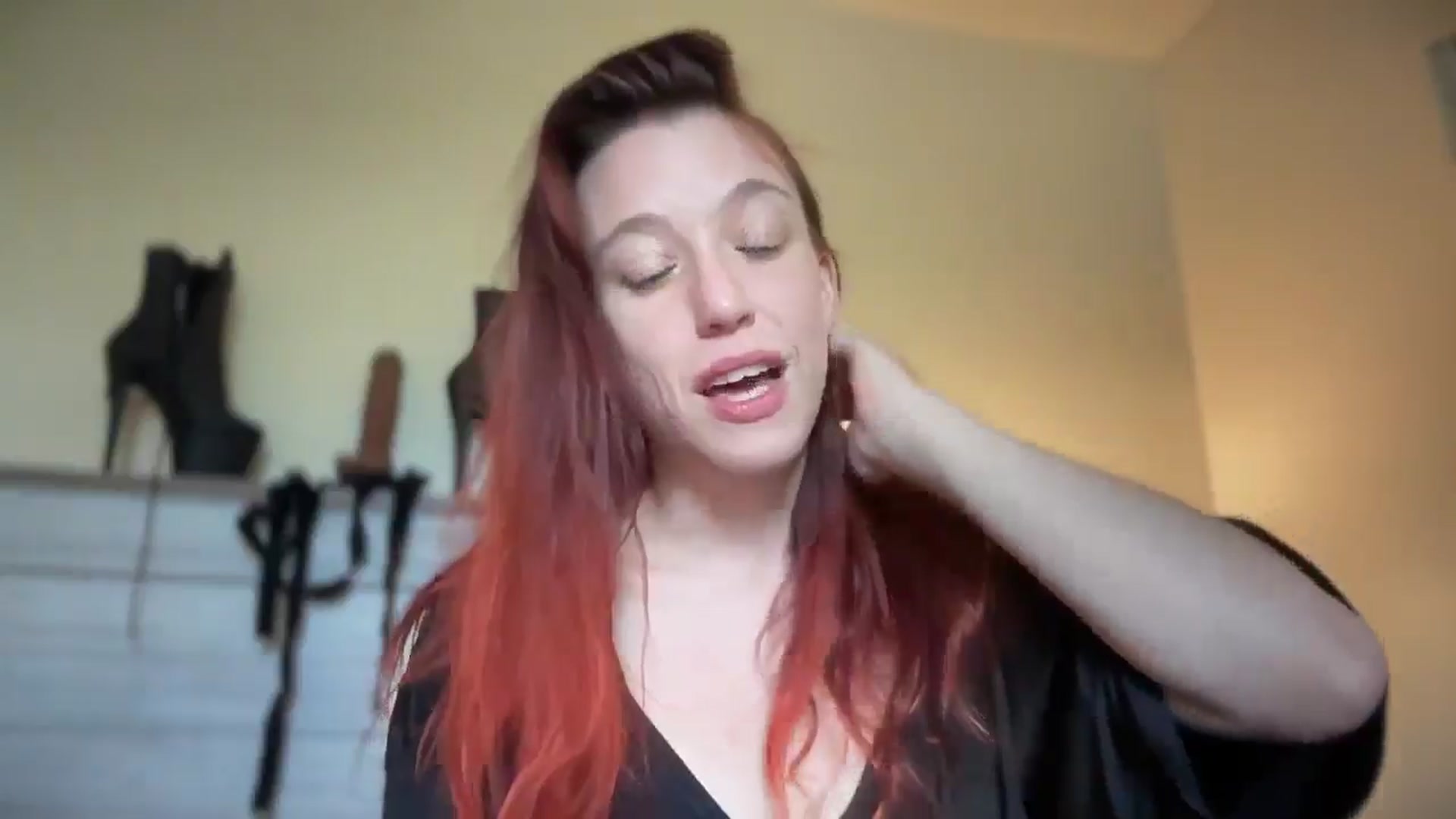Gallery image thumbnail from MinnyMinx's myfreecams stream on, 07/15/2025, 14:20 image 17 of 20